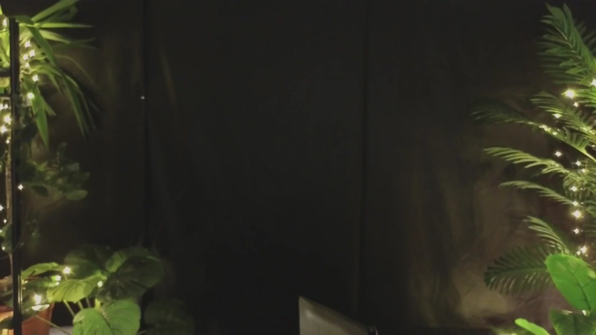 Gallery image thumbnail from MilaJoulie's myfreecams stream on, 12/30/2024, 20:10 image 9 of 20