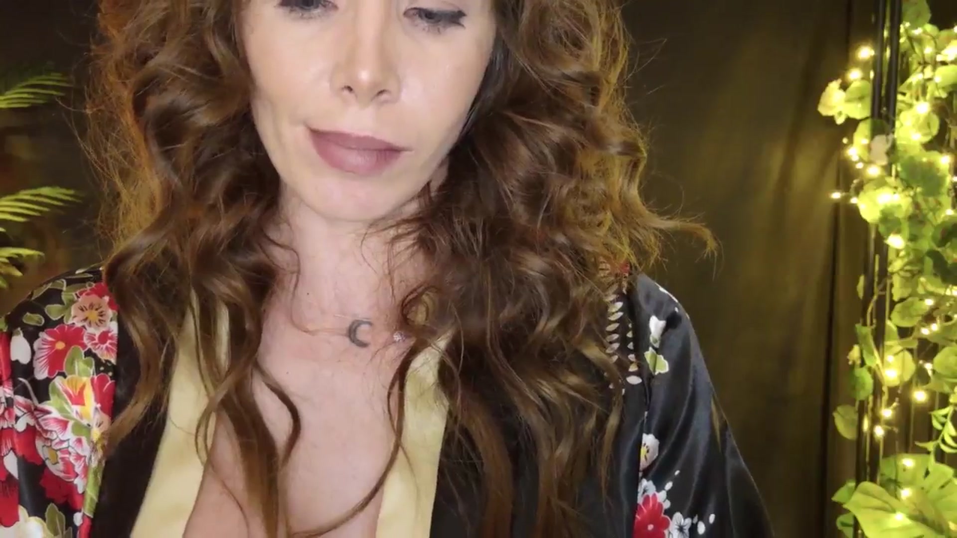 Gallery image thumbnail from MilaJoulie's myfreecams stream on, 01/06/2025, 18:06 image 16 of 20