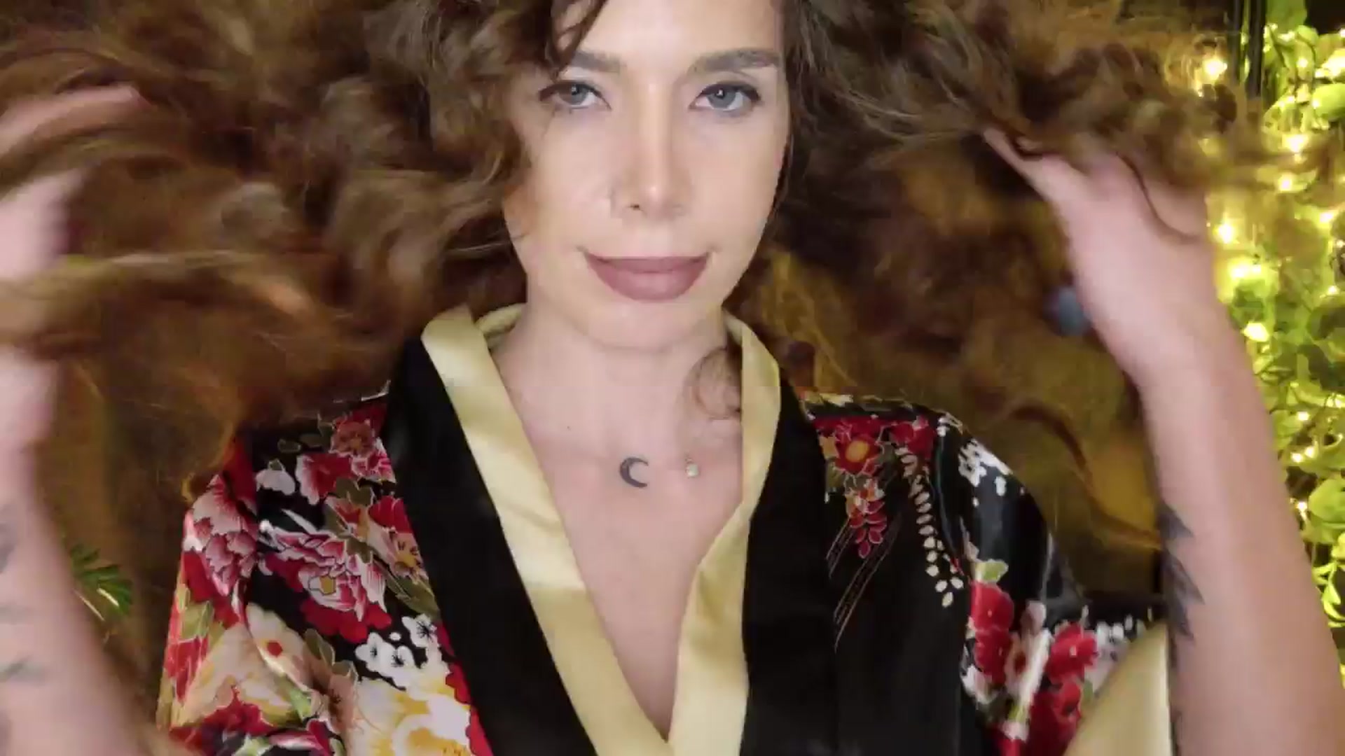 Gallery image thumbnail from MilaJoulie's myfreecams stream on, 01/06/2025, 18:06 image 8 of 20