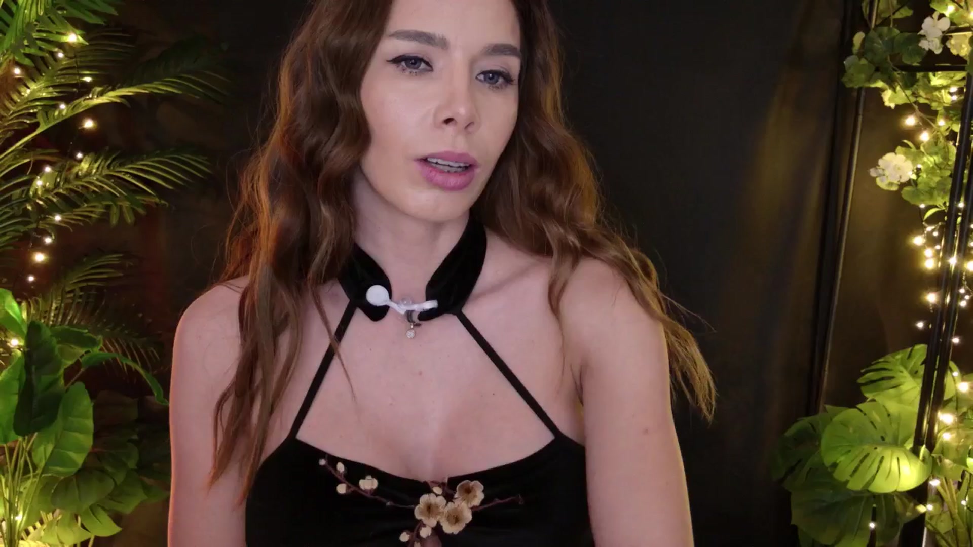 Gallery image thumbnail from MilaJoulie's myfreecams stream on, 01/10/2025, 15:38 image 8 of 20