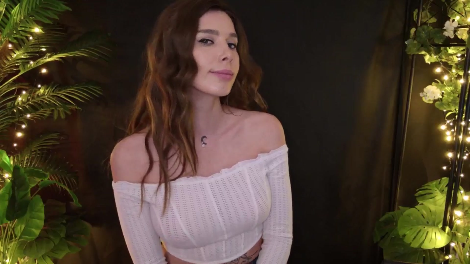 Gallery image thumbnail from MilaJoulie's myfreecams stream on, 01/10/2025, 15:38 image 20 of 20