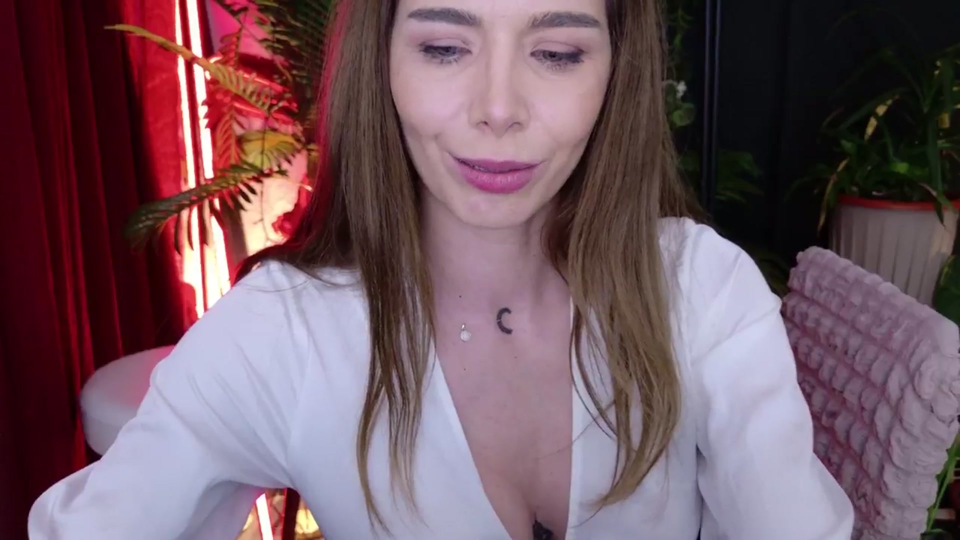 Gallery image thumbnail from MilaJoulie's myfreecams stream on, 01/19/2025, 16:13 image 17 of 20