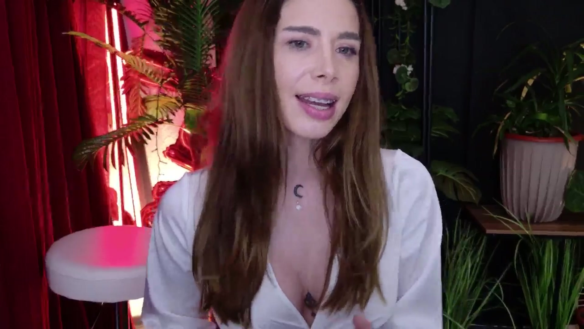 Gallery image thumbnail from MilaJoulie's myfreecams stream on, 01/19/2025, 16:13 image 13 of 20