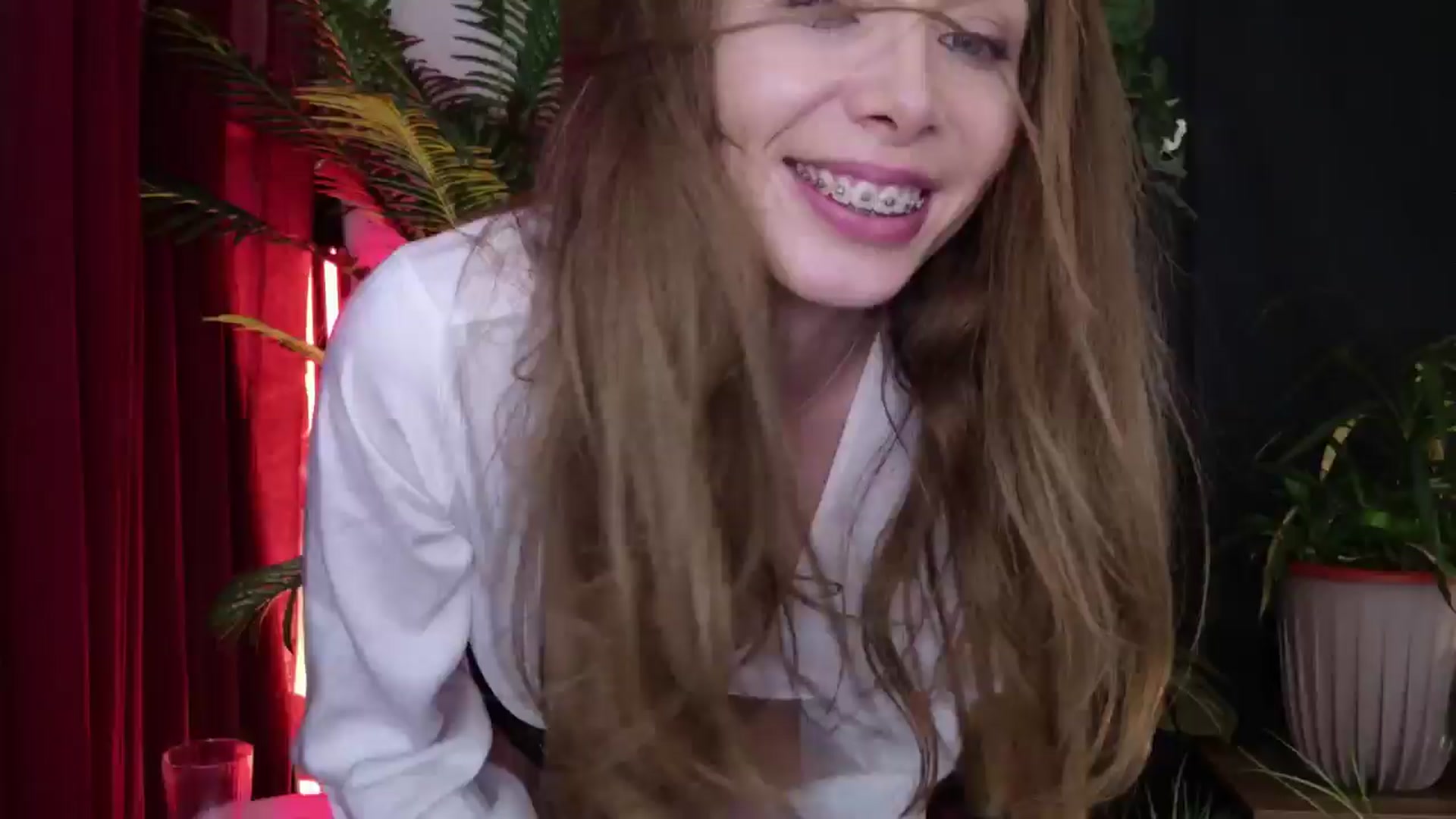 Gallery image thumbnail from MilaJoulie's myfreecams stream on, 01/19/2025, 20:57 image 10 of 20