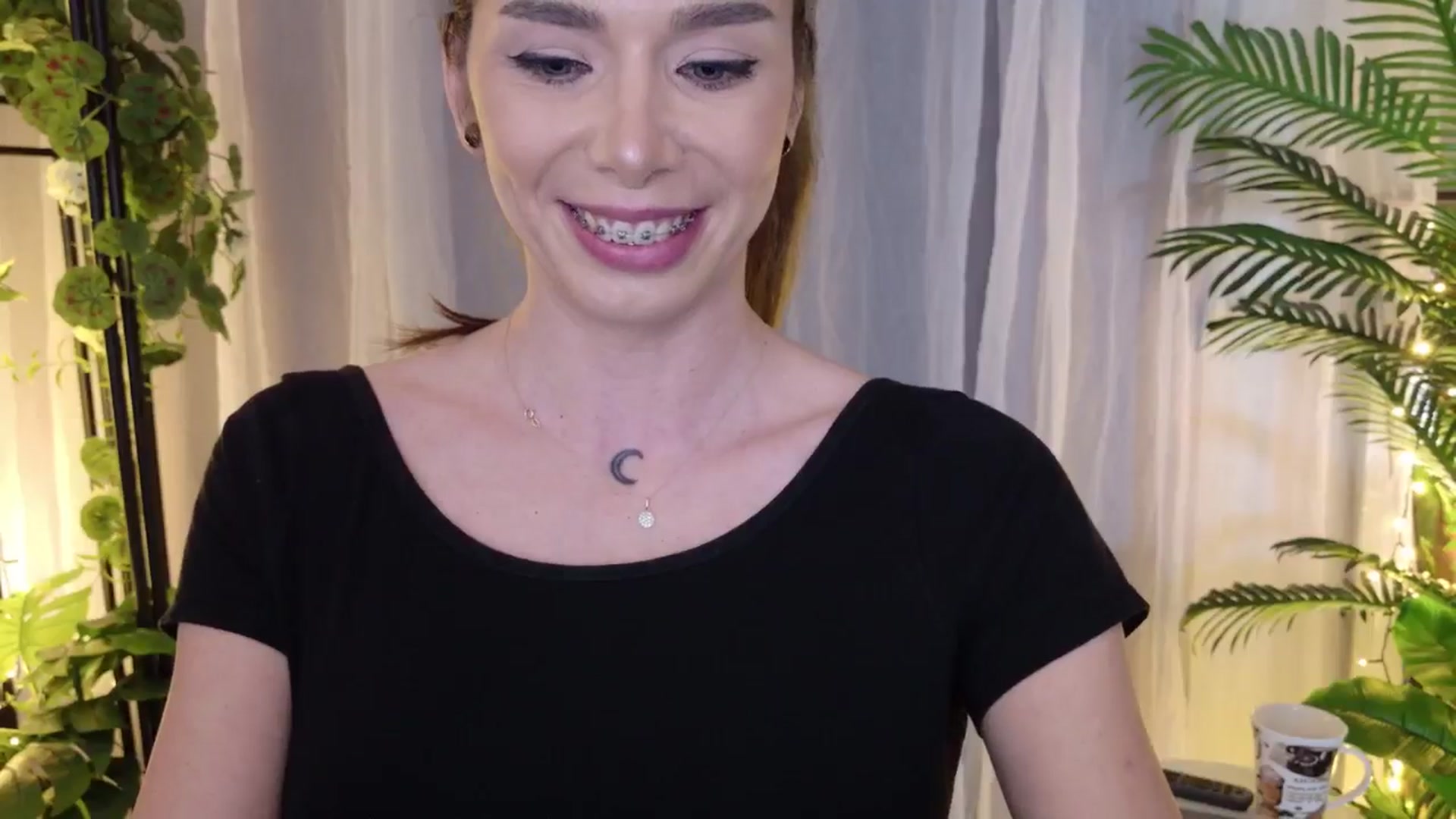 Gallery image thumbnail from MilaJoulie's myfreecams stream on, 01/20/2025, 21:32 image 3 of 20