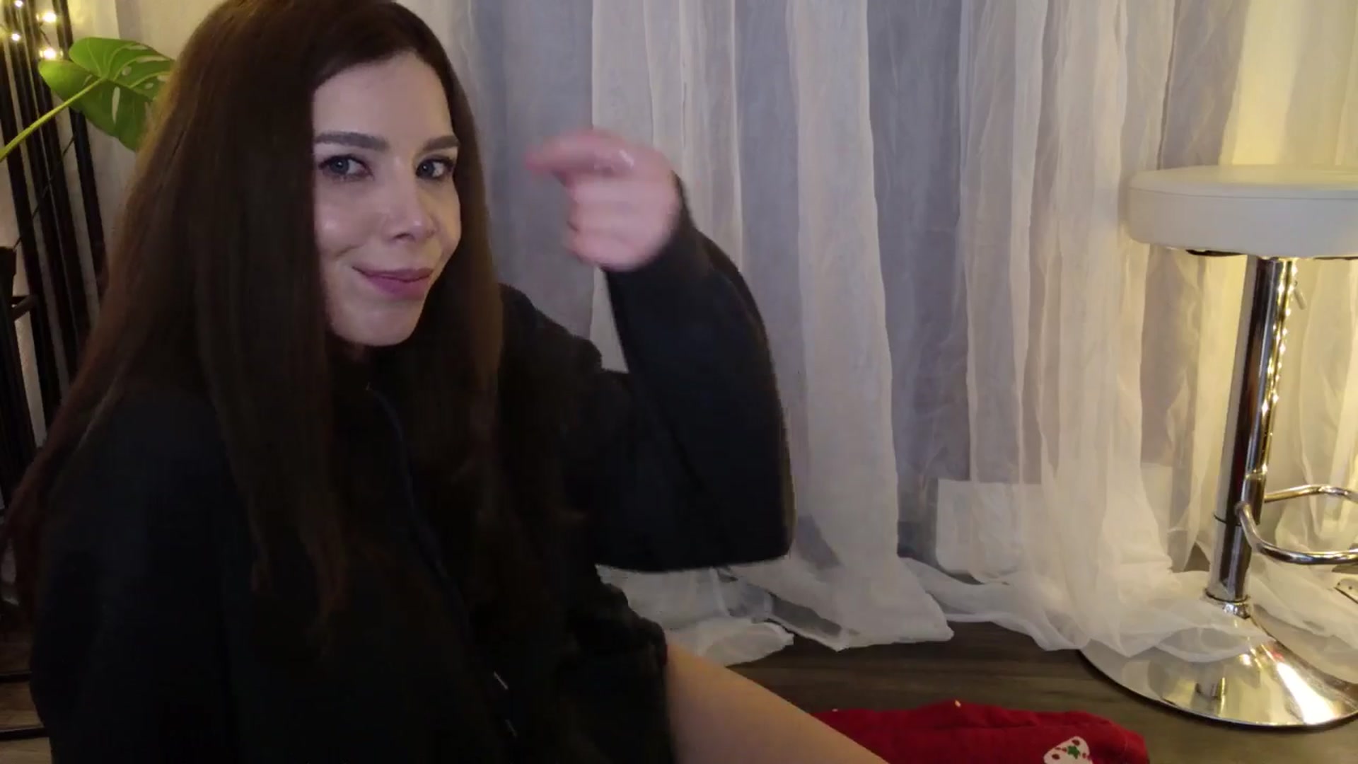 Gallery image thumbnail from MilaJoulie's myfreecams stream on, 01/25/2025, 22:52 image 15 of 20