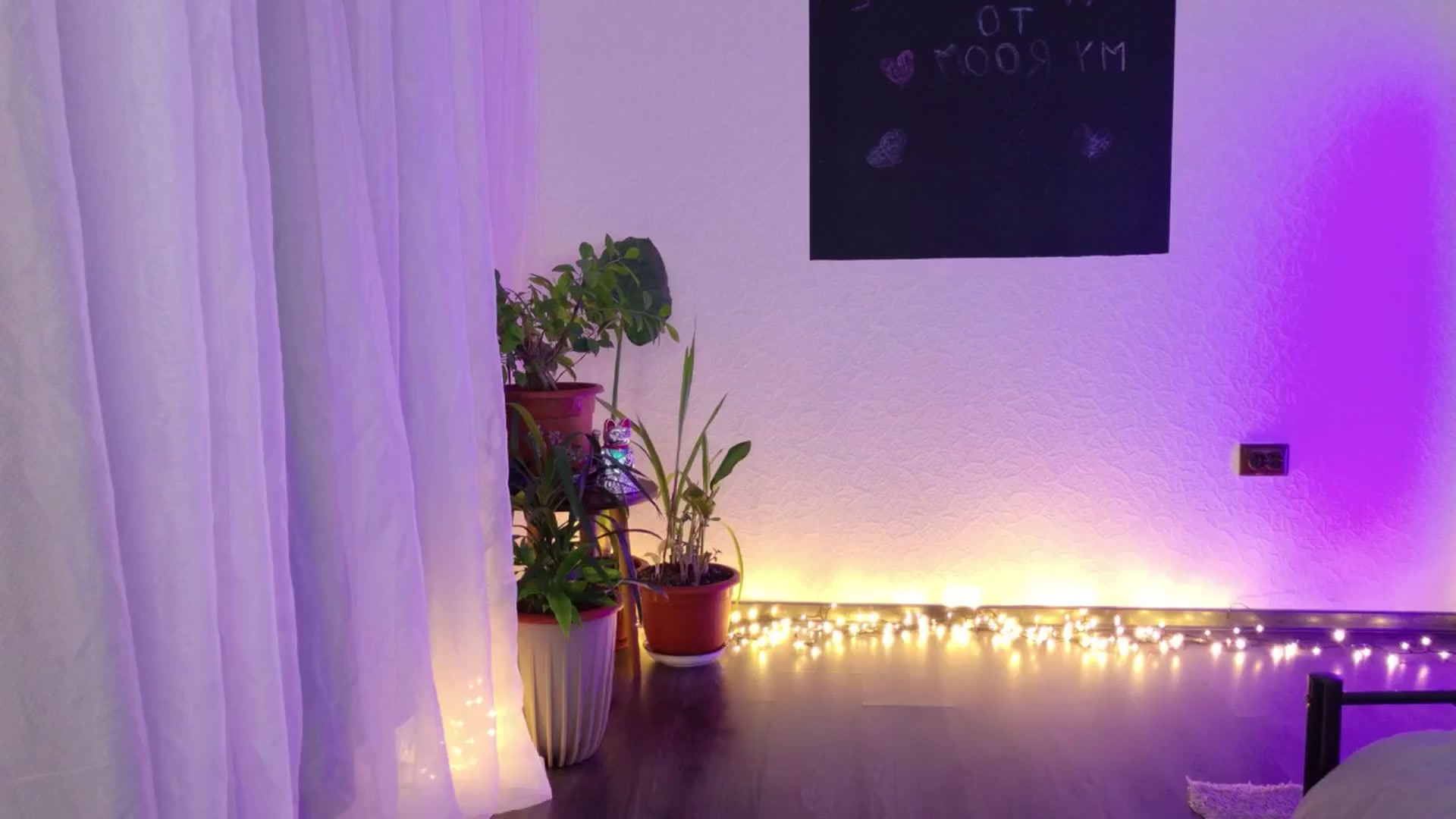 Gallery image thumbnail from MilaJoulie's myfreecams stream on, 02/05/2025, 18:44 image 14 of 20