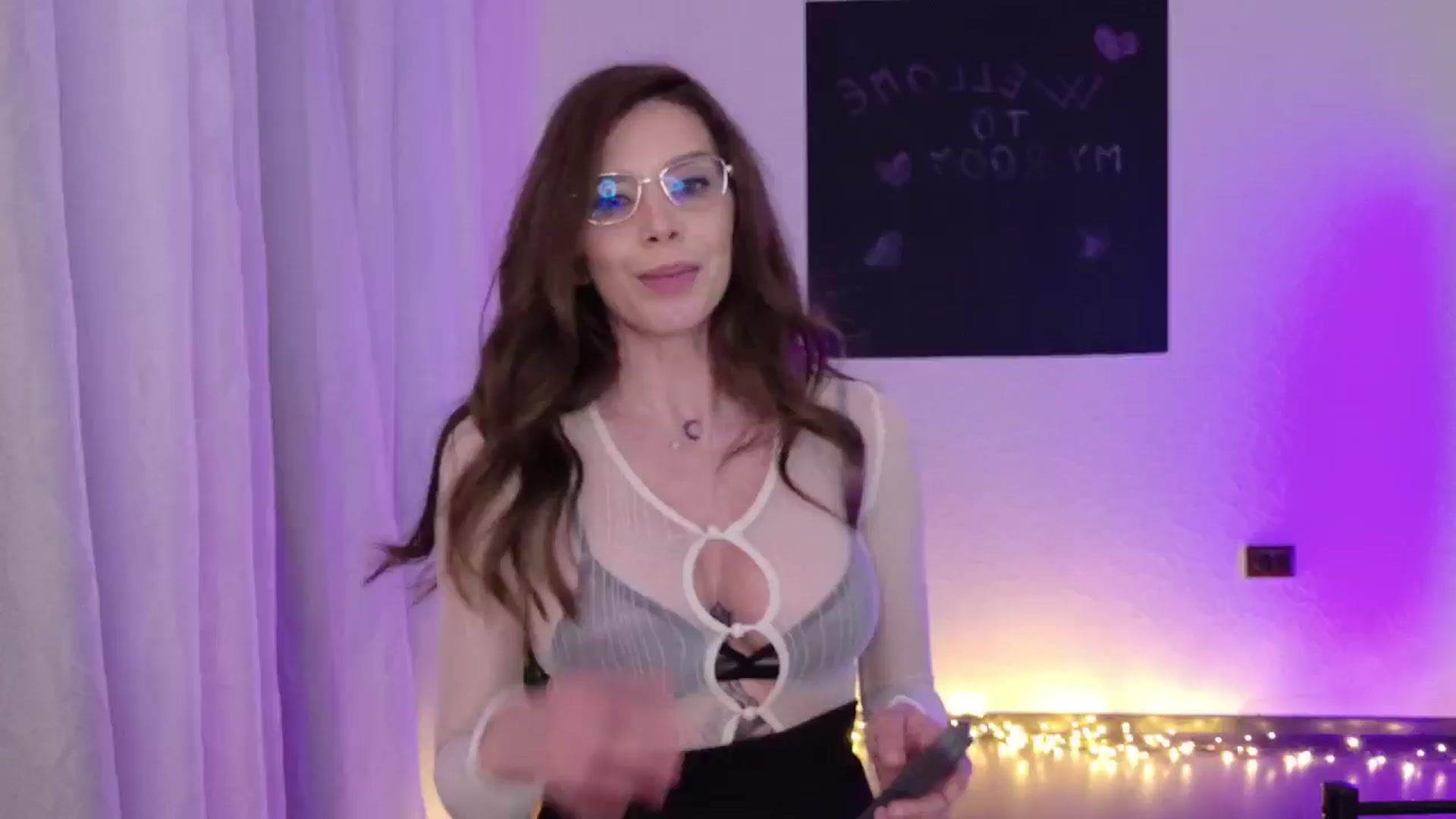 Gallery image thumbnail from MilaJoulie's myfreecams stream on, 02/05/2025, 18:44 image 13 of 20