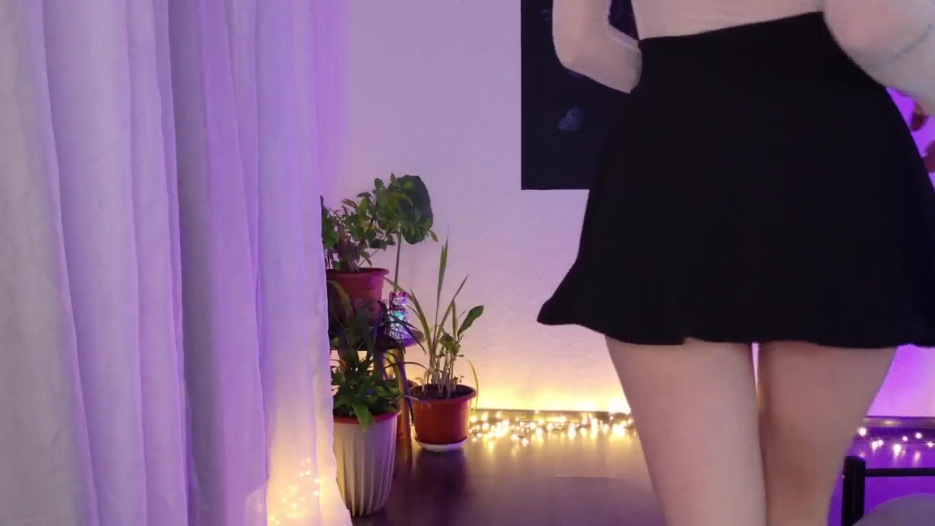 Gallery image thumbnail from MilaJoulie's myfreecams stream on, 02/05/2025, 19:09 image 5 of 20