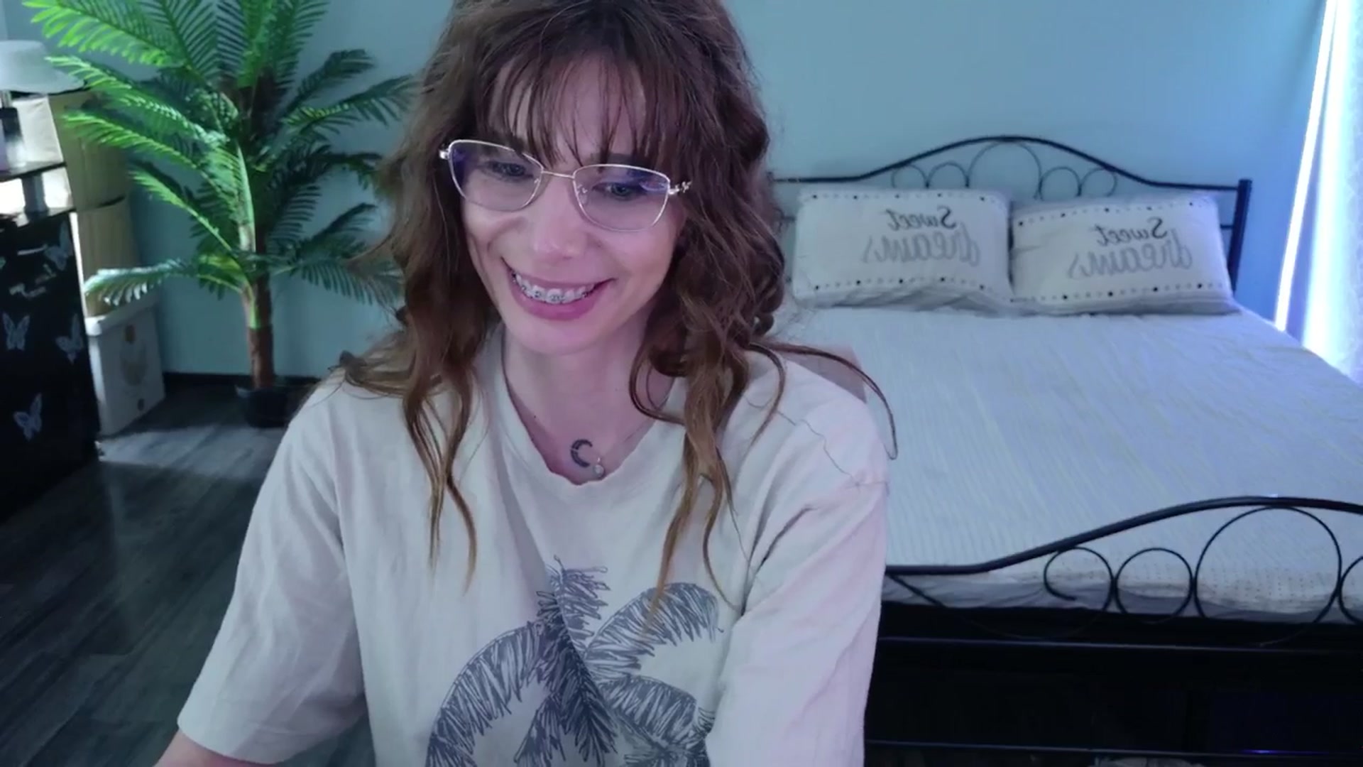 Gallery image thumbnail from MilaJoulie's myfreecams stream on, 03/13/2025, 21:55 image 20 of 20
