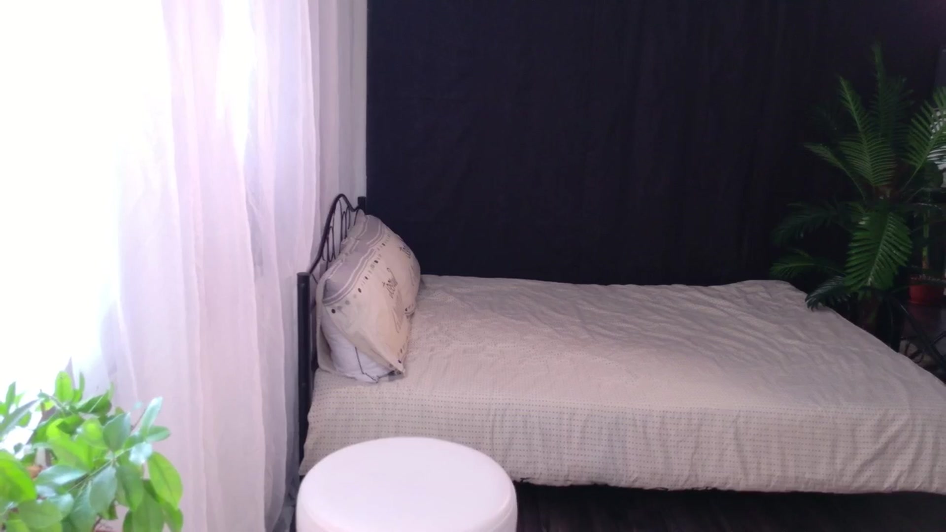 Gallery image thumbnail from MilaJoulie's myfreecams stream on, 04/07/2025, 15:46 image 5 of 20