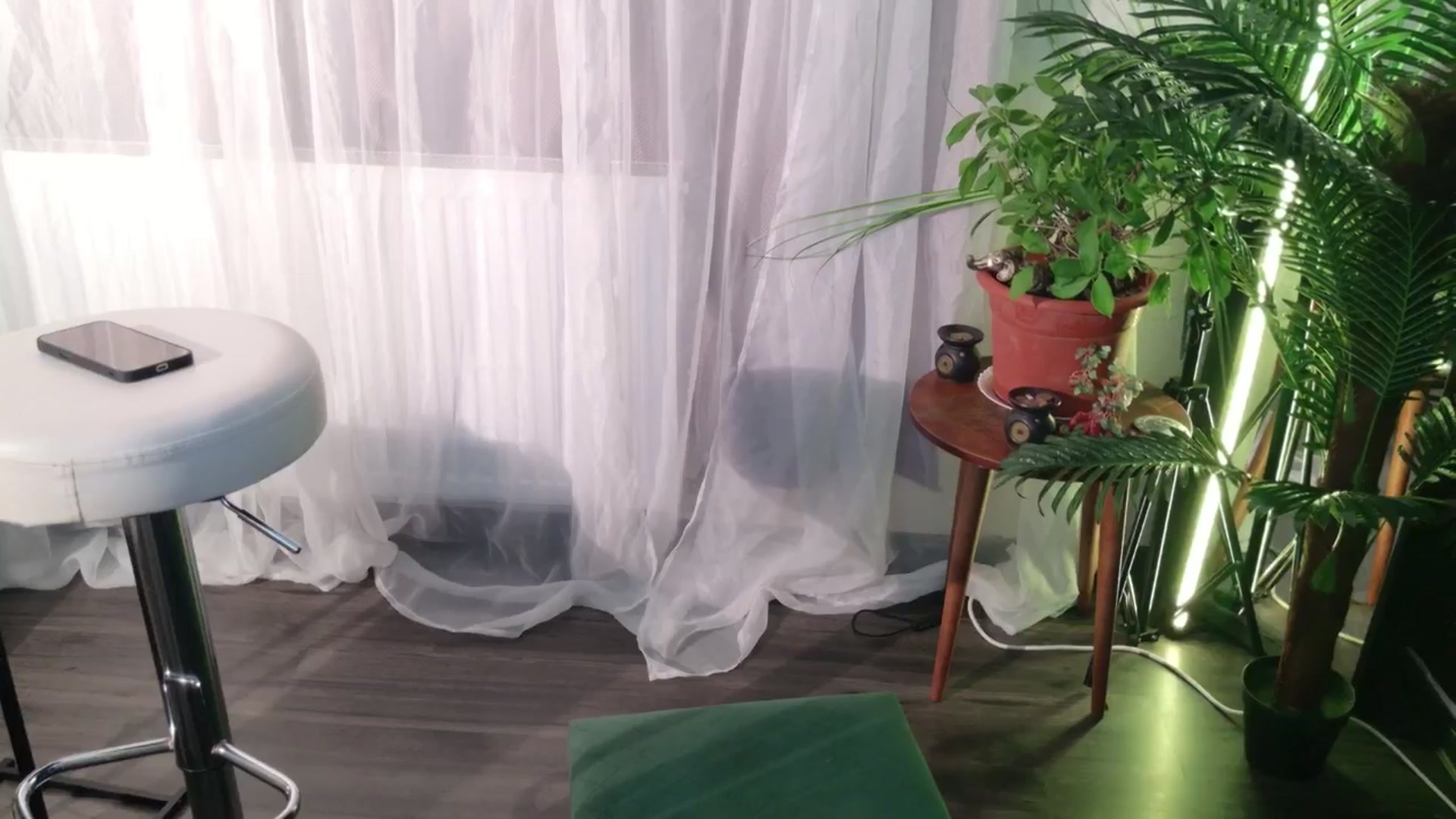 Gallery image thumbnail from MilaJoulie's myfreecams stream on, 05/28/2025, 24:24 image 20 of 20