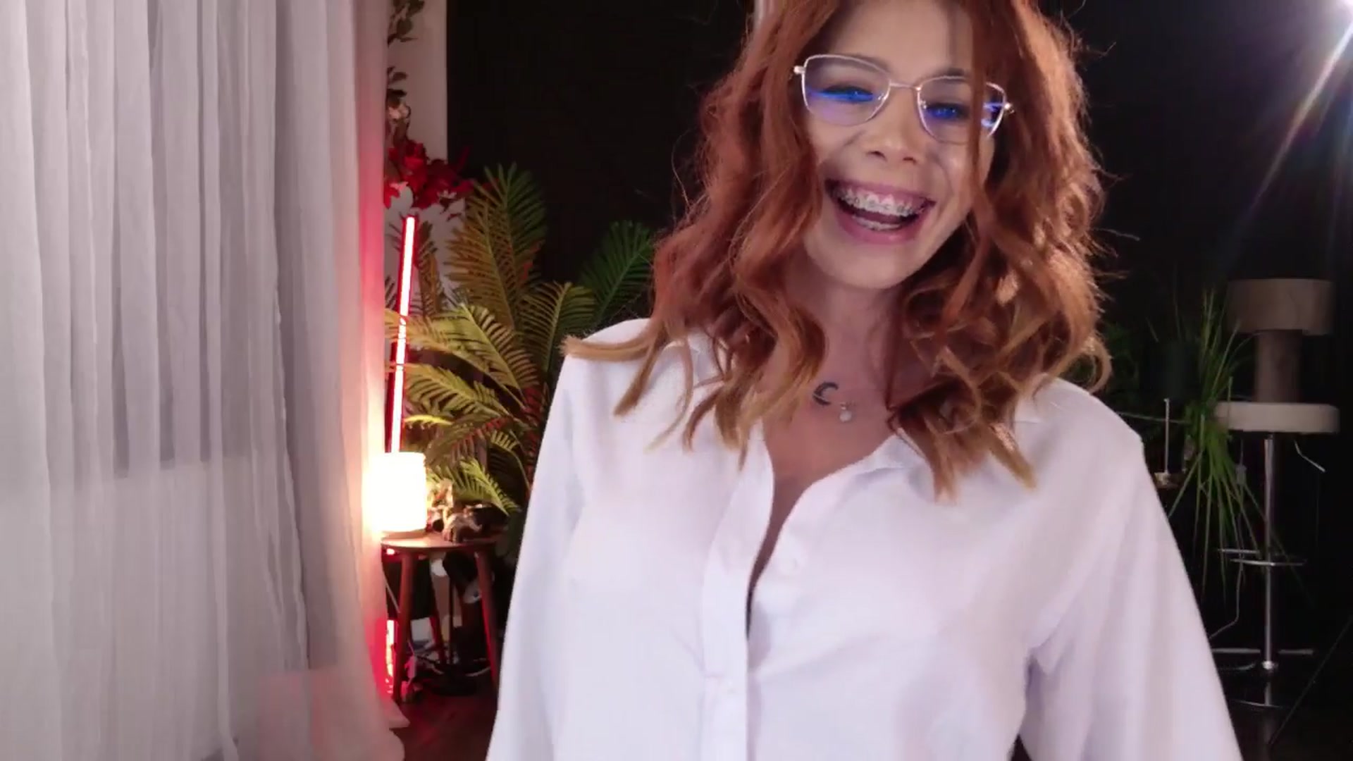 Gallery image thumbnail from MilaJoulie's myfreecams stream on, 07/08/2025, 18:45 image 4 of 20