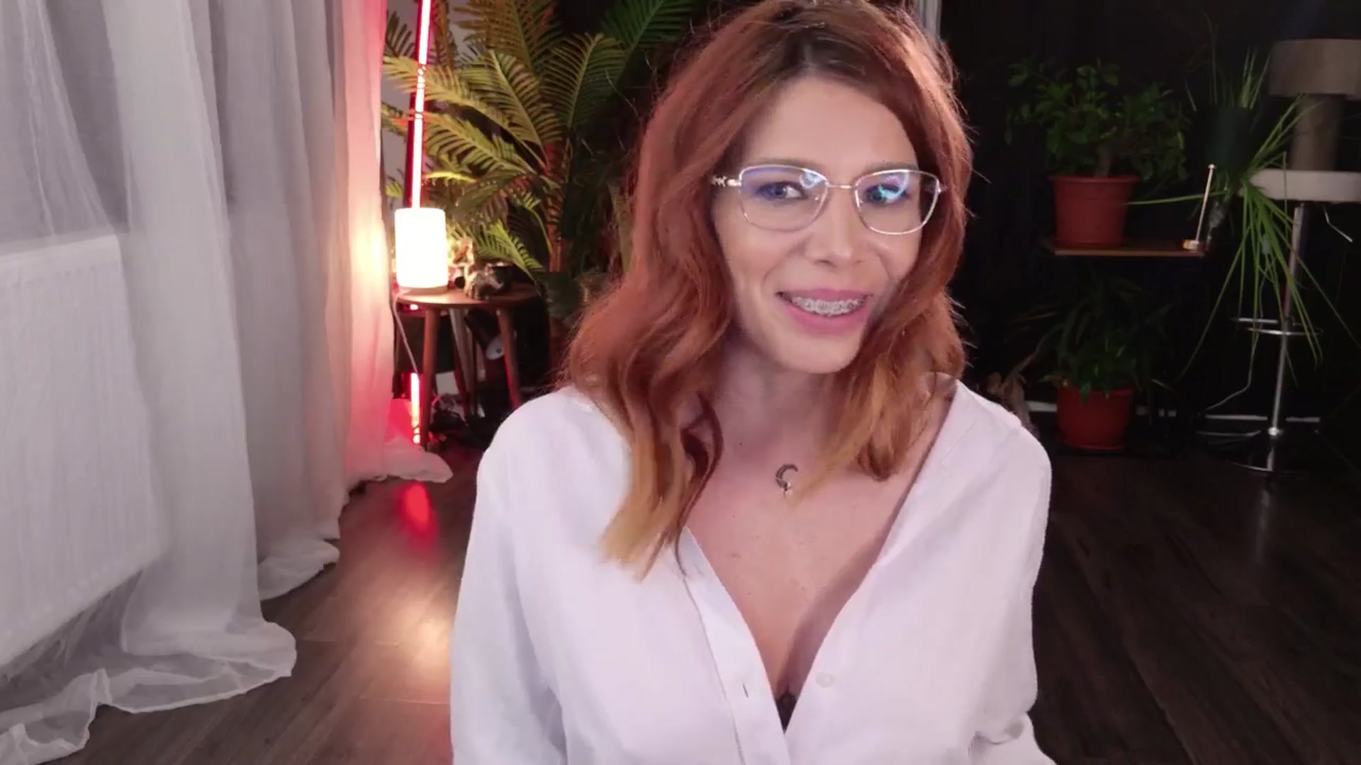 Gallery image thumbnail from MilaJoulie's myfreecams stream on, 07/10/2025, 21:06 image 4 of 20