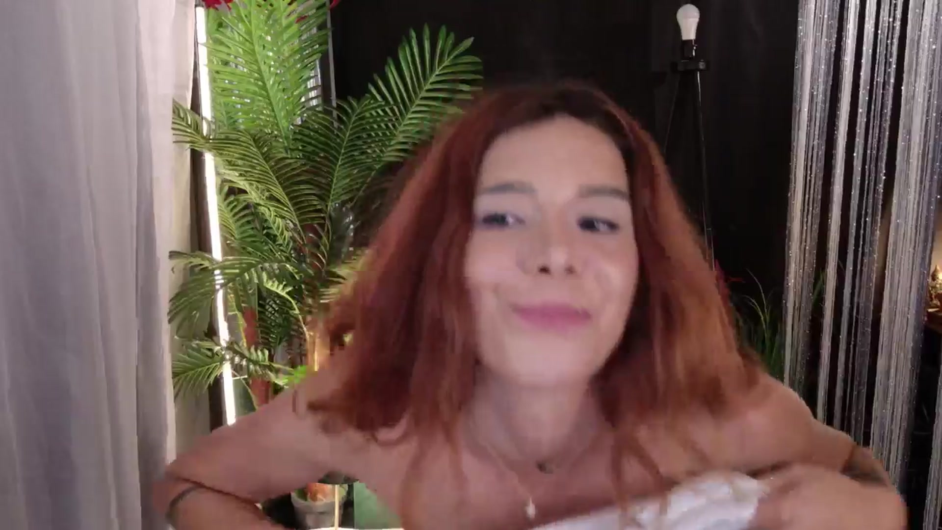 Gallery image thumbnail from MilaJoulie's myfreecams stream on, 07/16/2025, 20:14 image 17 of 20