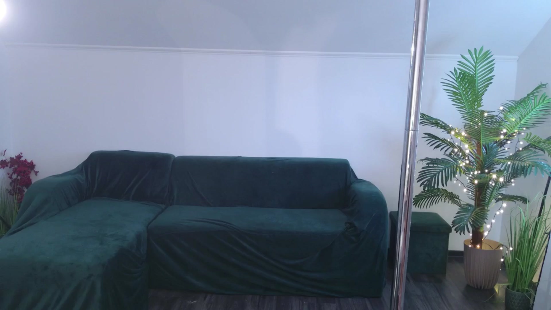 Gallery image thumbnail from MilaJoulie's myfreecams stream on, 07/31/2025, 13:57 image 18 of 20