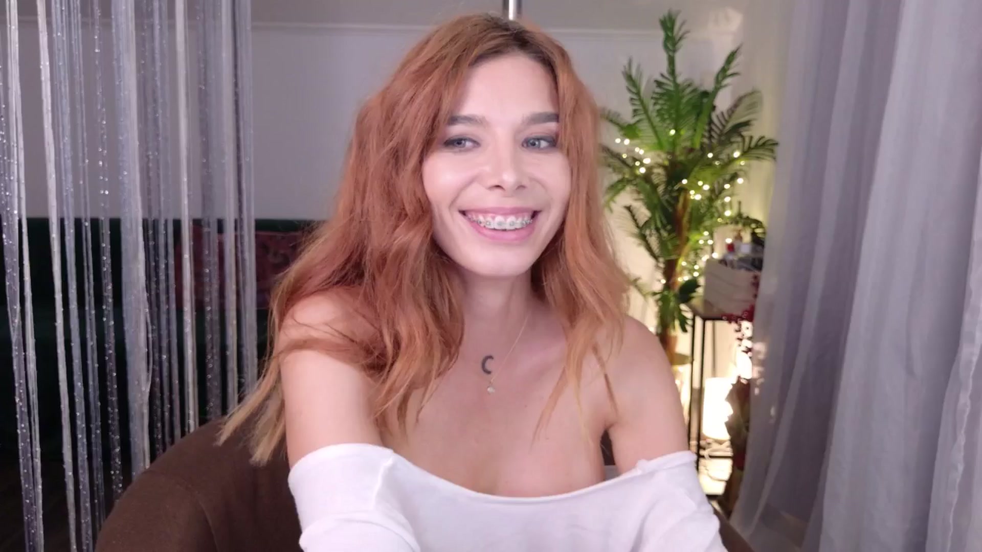 Gallery image thumbnail from MilaJoulie's myfreecams stream on, 09/04/2025, 21:08 image 9 of 20