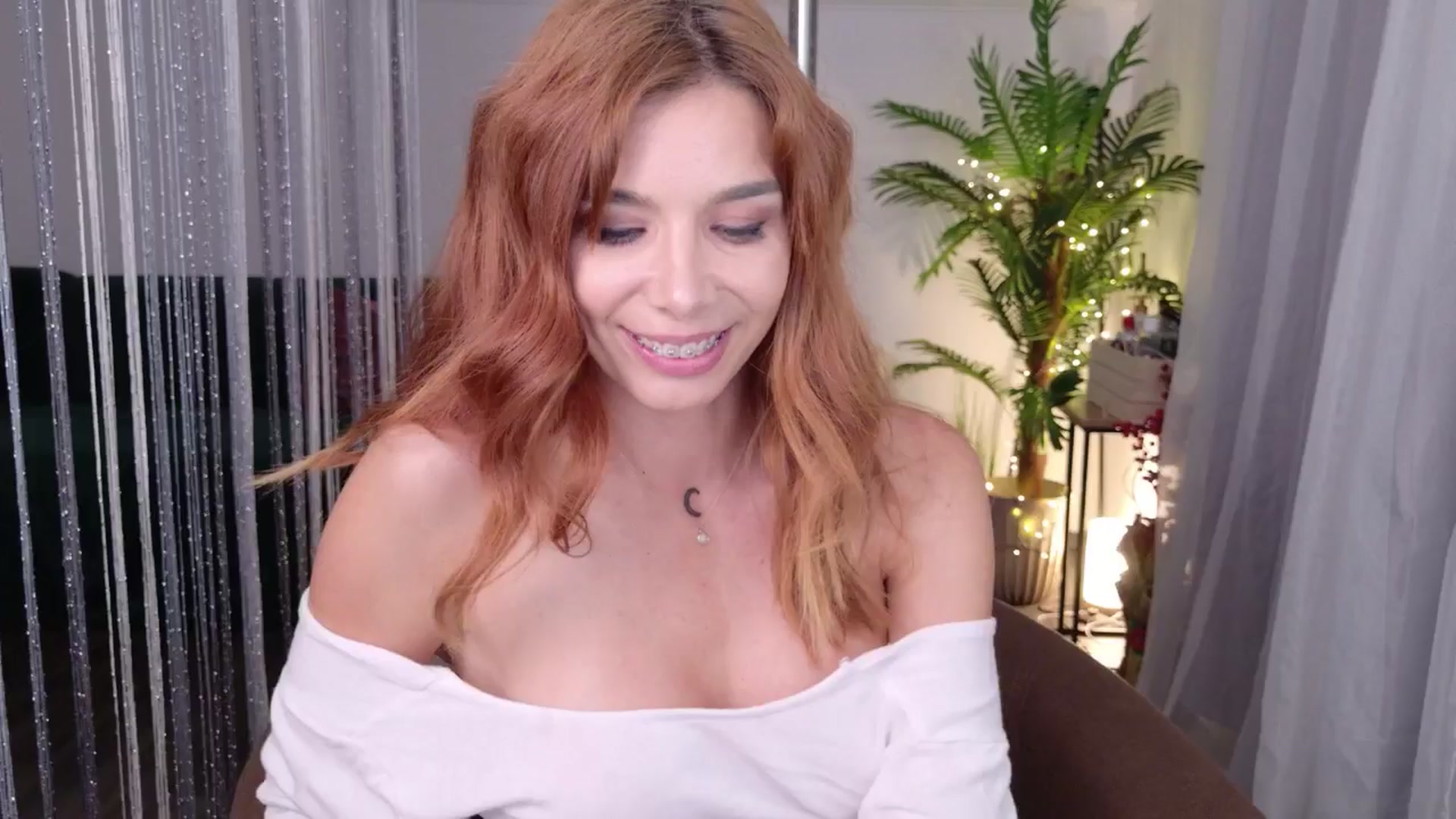 Gallery image thumbnail from MilaJoulie's myfreecams stream on, 09/04/2025, 21:08 image 4 of 20