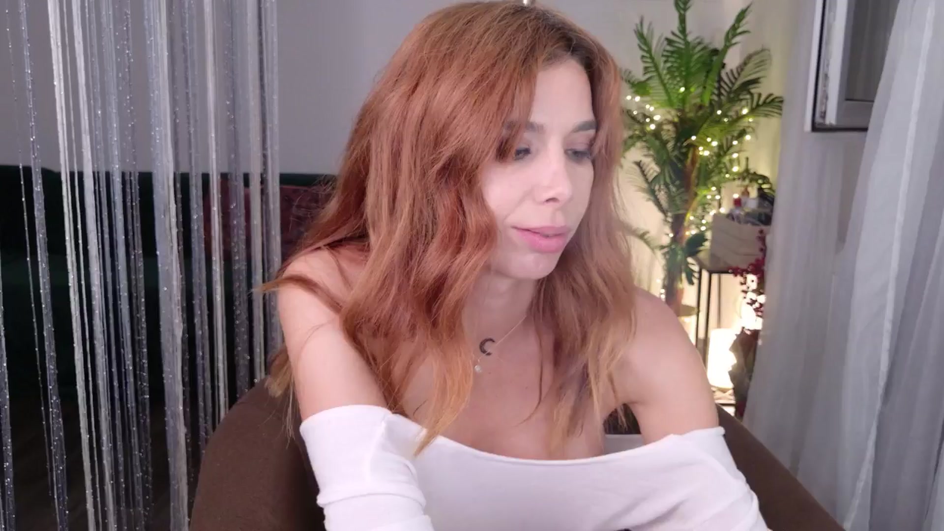 Gallery image thumbnail from MilaJoulie's myfreecams stream on, 09/04/2025, 22:03 image 9 of 20