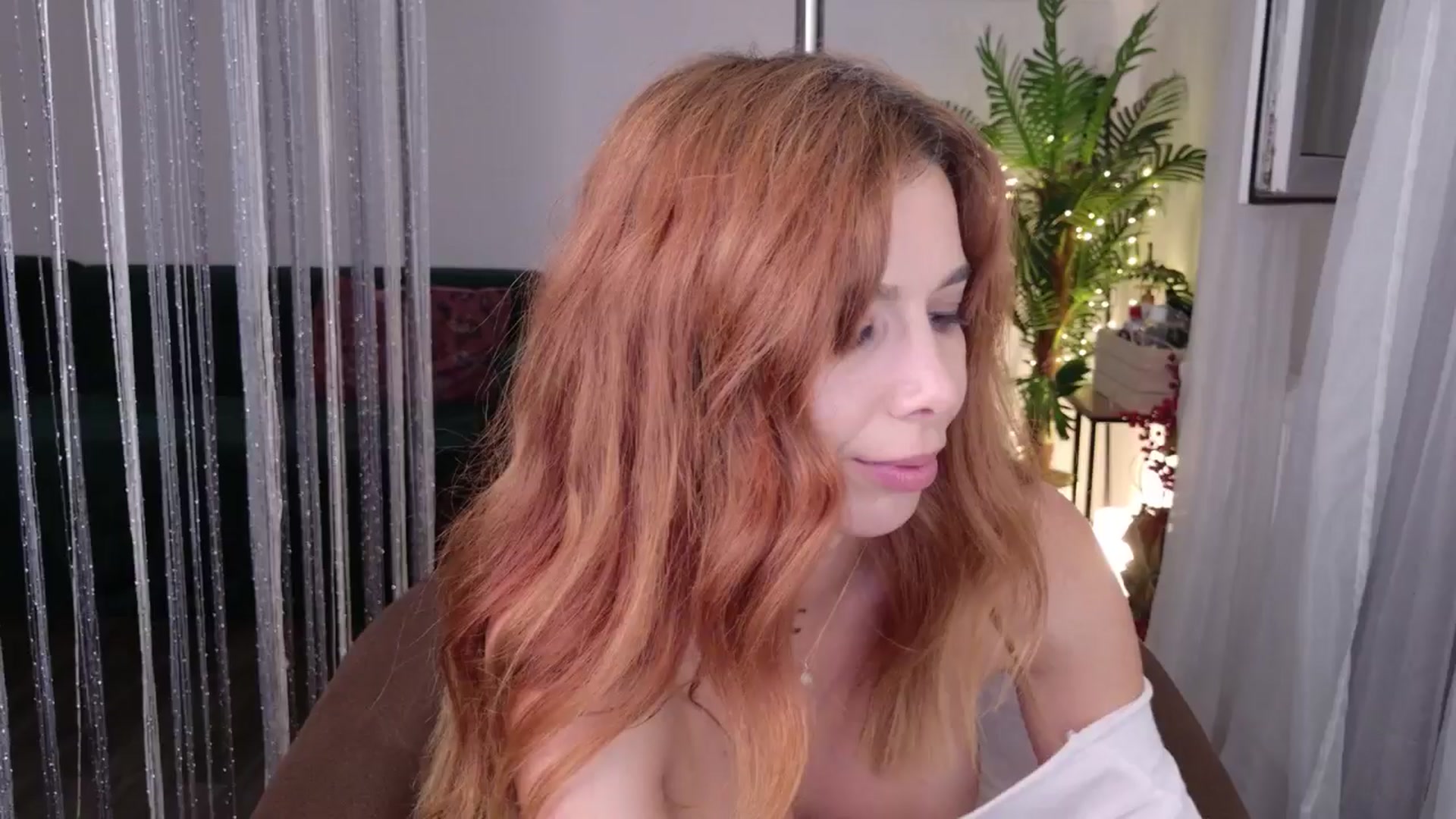 Gallery image thumbnail from MilaJoulie's myfreecams stream on, 09/04/2025, 22:03 image 4 of 20