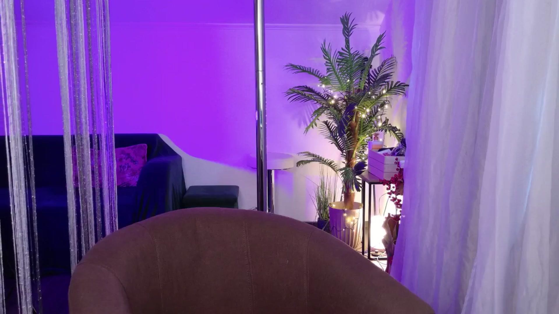 Gallery image thumbnail from MilaJoulie's myfreecams stream on, 09/10/2025, 18:45 image 7 of 20