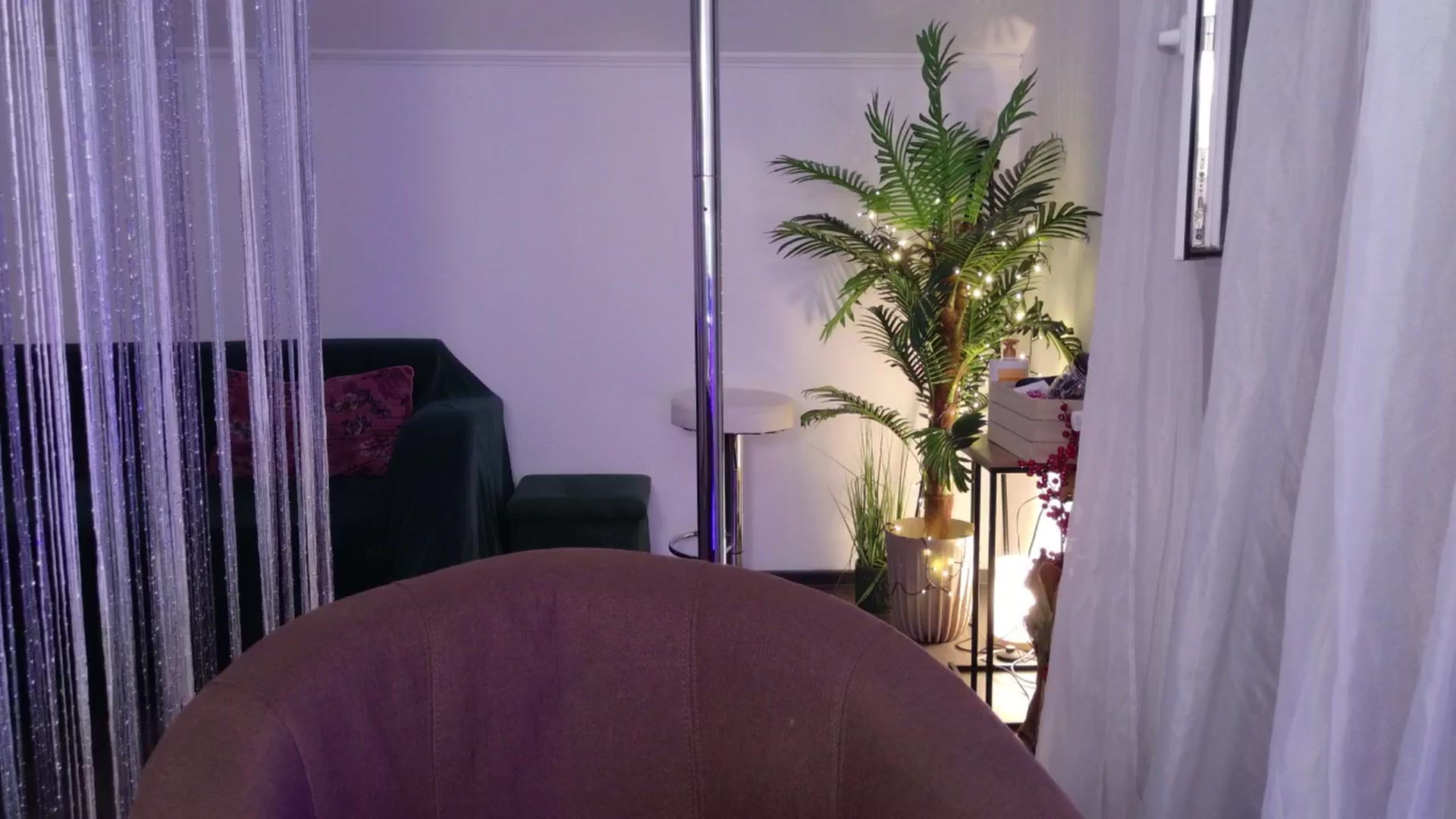 Gallery image thumbnail from MilaJoulie's myfreecams stream on, 09/10/2025, 20:59 image 4 of 20