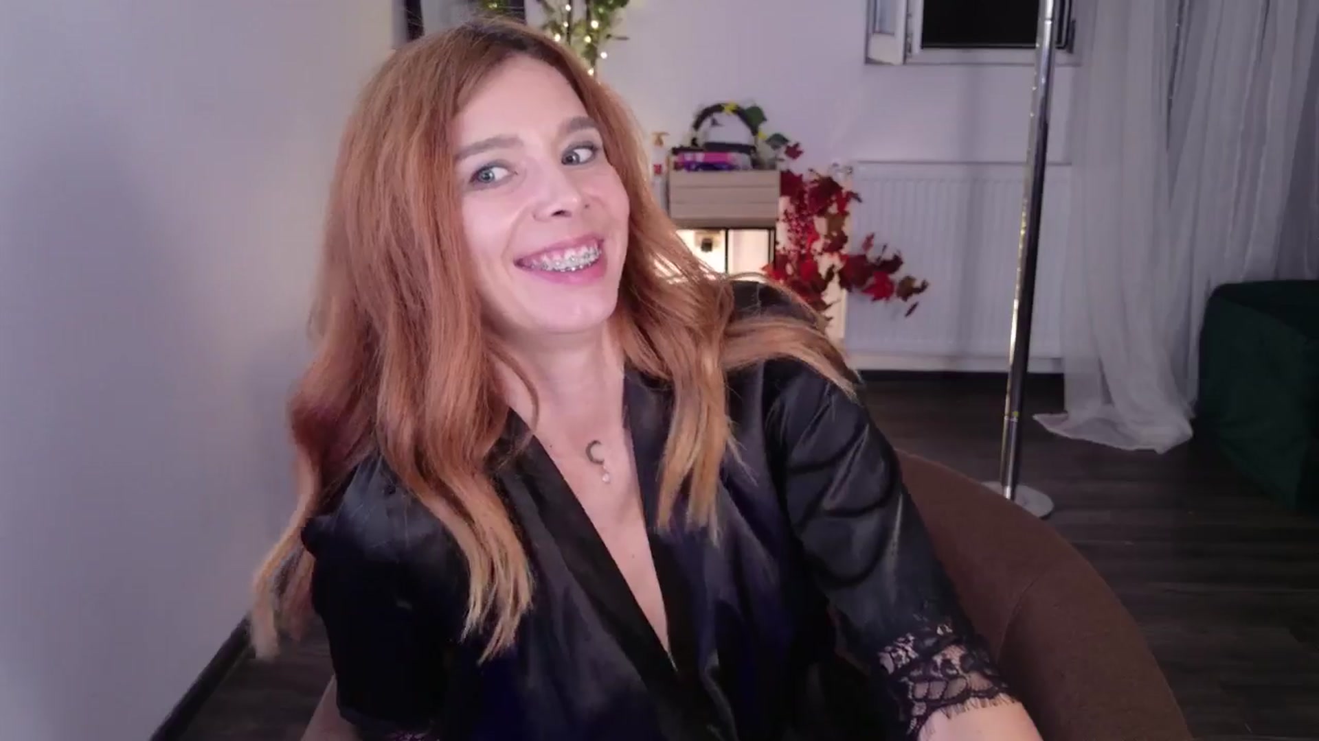 Gallery image thumbnail from MilaJoulie's myfreecams stream on, 09/13/2025, 23:05 image 17 of 20