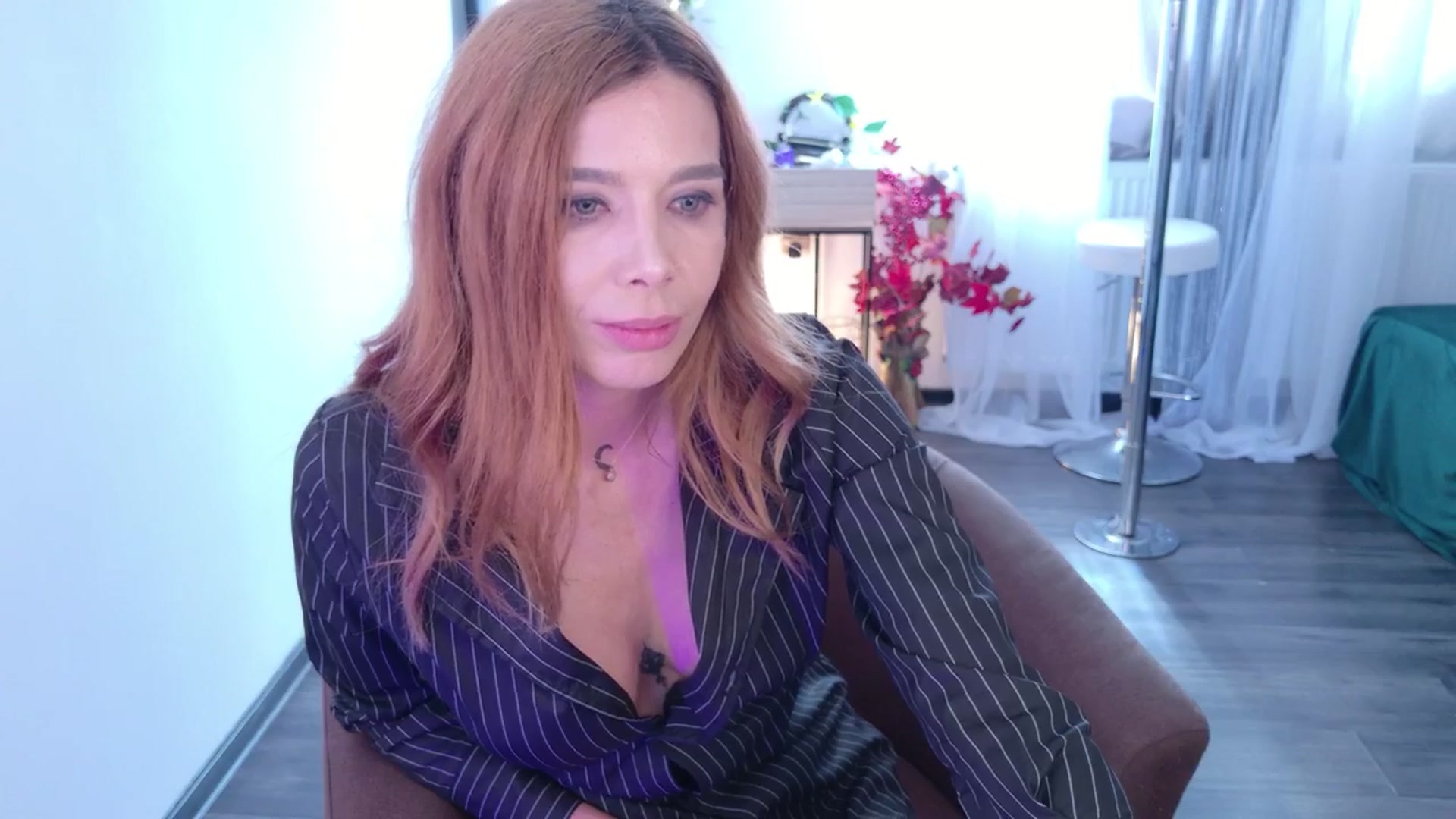 Gallery image thumbnail from MilaJoulie's myfreecams stream on, 09/15/2025, 09:09 image 16 of 20