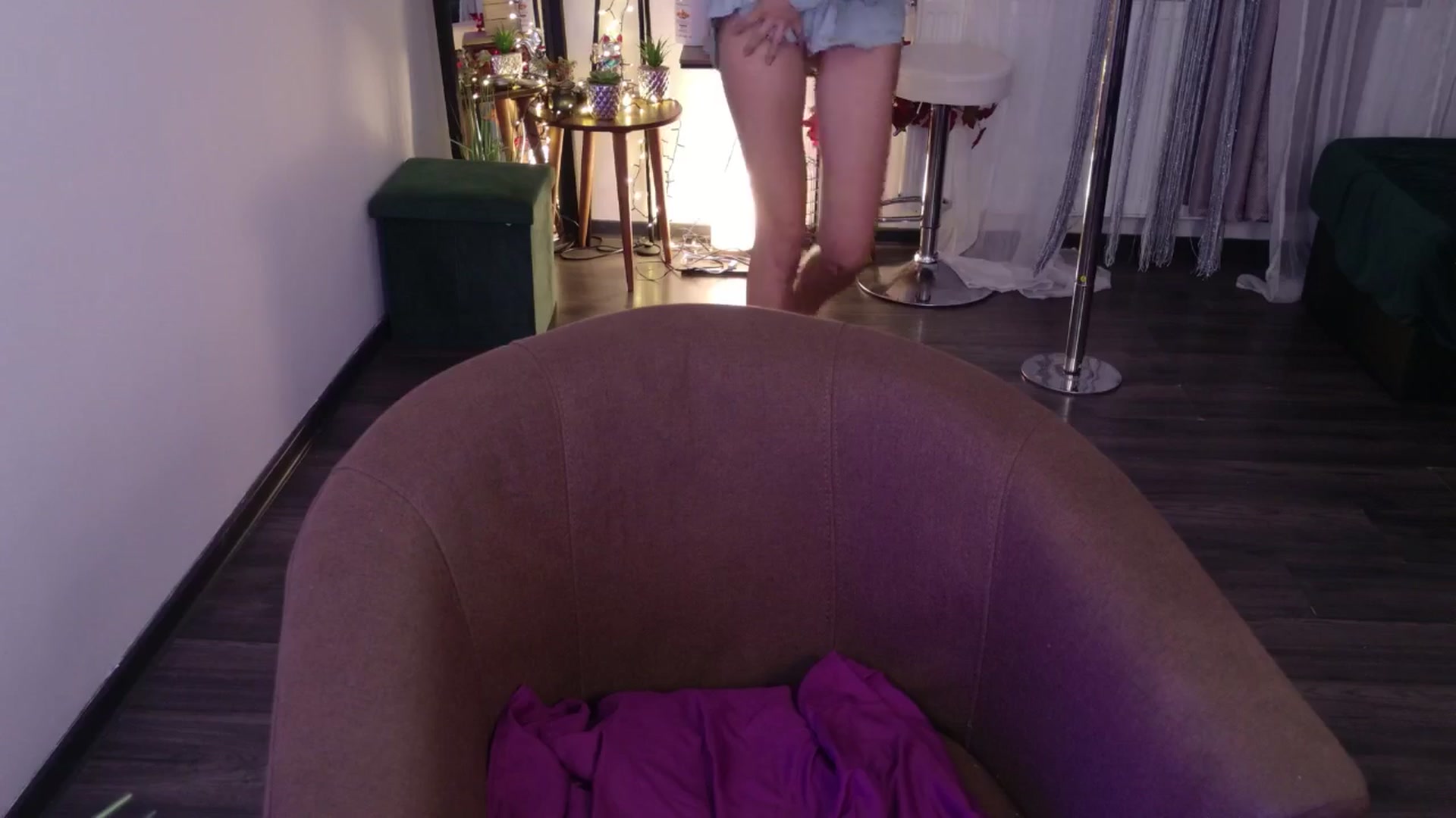Gallery image thumbnail from MilaJoulie's myfreecams stream on, 09/23/2025, 24:03 image 18 of 20