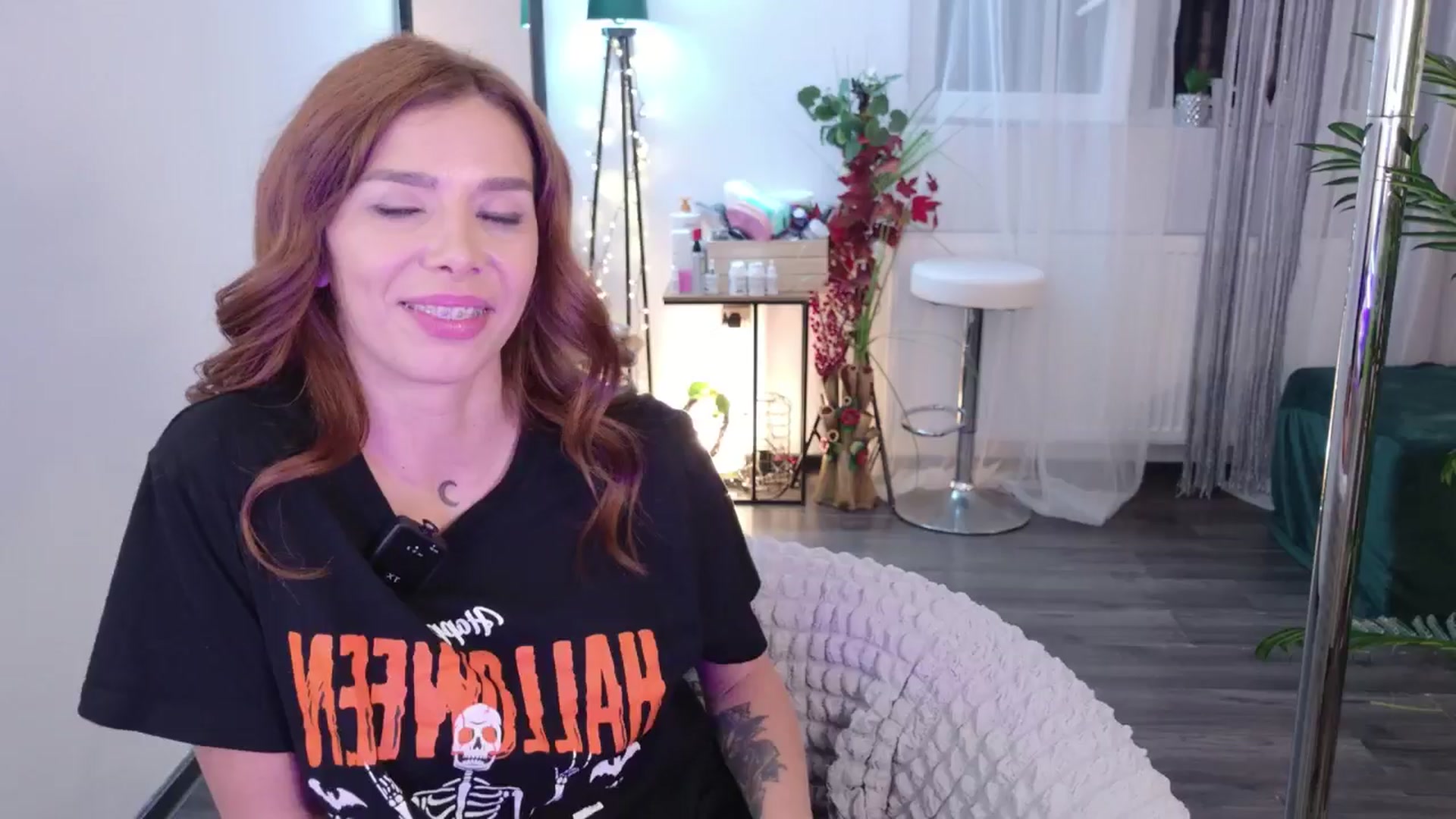 Gallery image thumbnail from MilaJoulie's myfreecams stream on, 10/18/2025, 22:27 image 2 of 20
