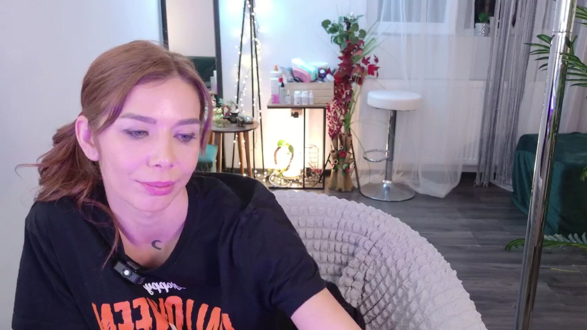 Gallery image thumbnail from MilaJoulie's myfreecams stream on, 10/18/2025, 22:27 image 18 of 20