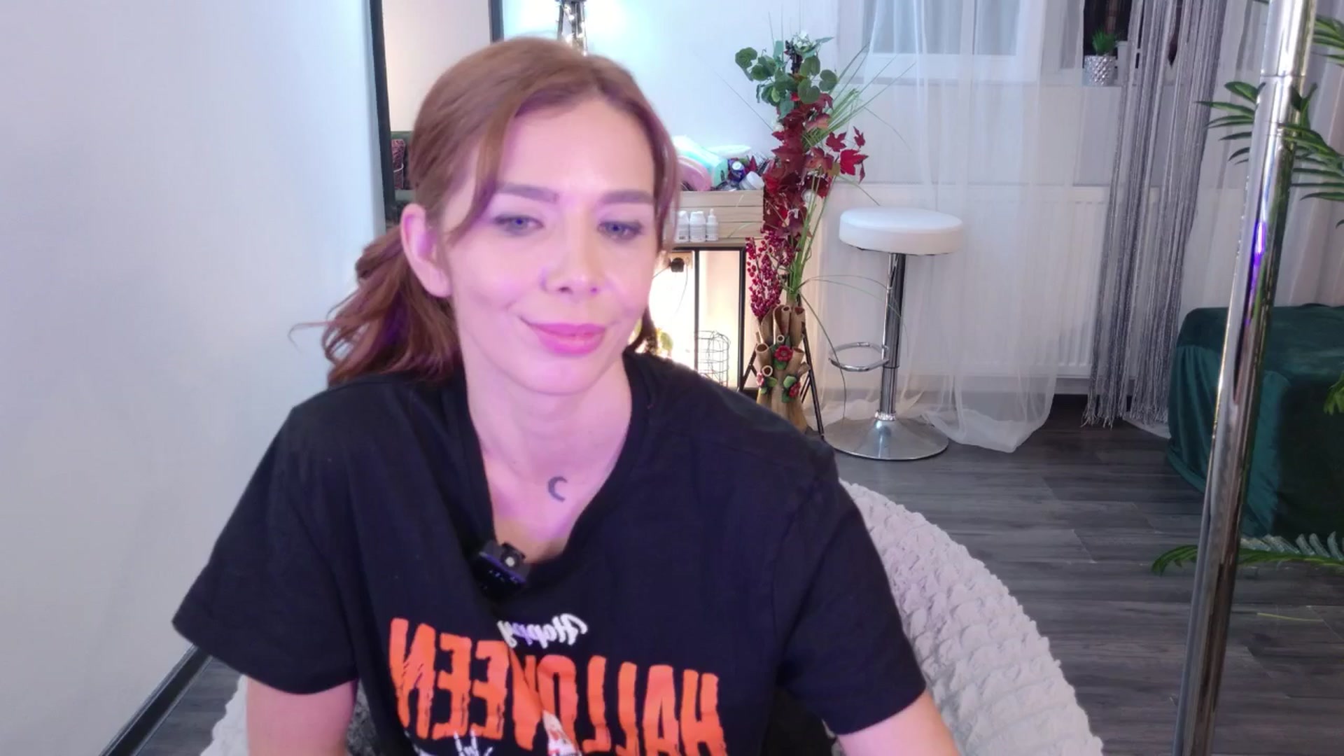Gallery image thumbnail from MilaJoulie's myfreecams stream on, 10/18/2025, 22:27 image 8 of 20
