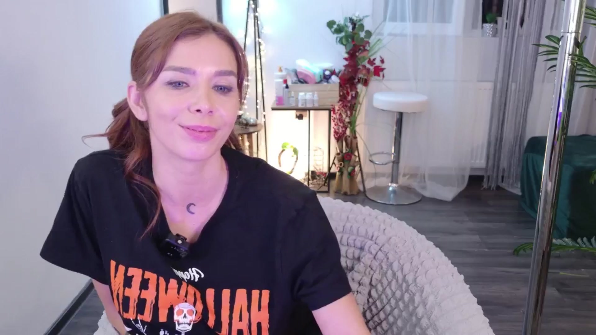 Gallery image thumbnail from MilaJoulie's myfreecams stream on, 10/18/2025, 22:27 image 19 of 20