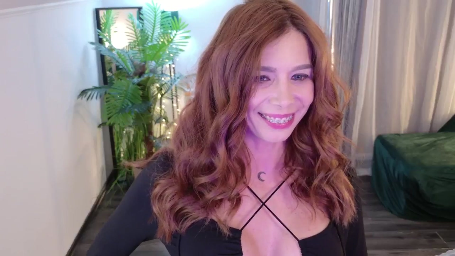 Gallery image thumbnail from MilaJoulie's myfreecams stream on, 10/23/2025, 21:35 image 4 of 20