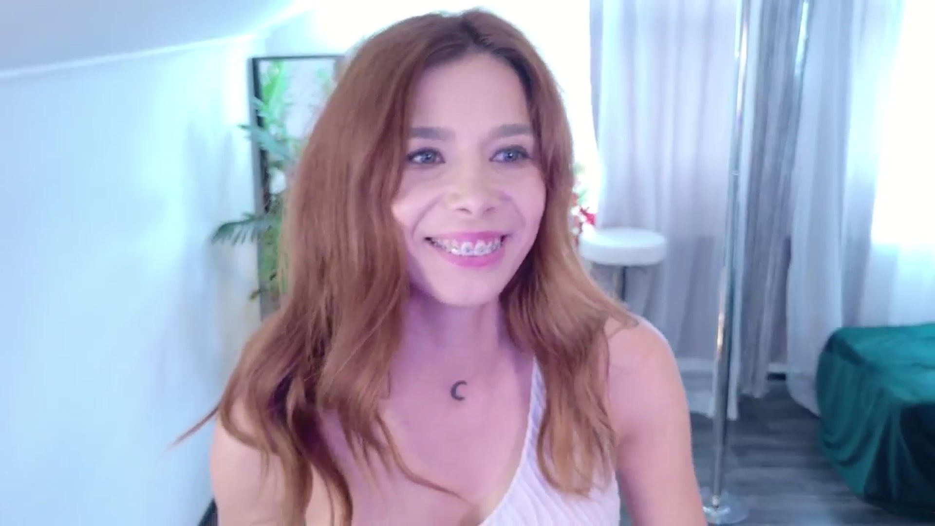 Gallery image thumbnail from MilaJoulie's myfreecams stream on, 10/28/2025, 08:32 image 16 of 20