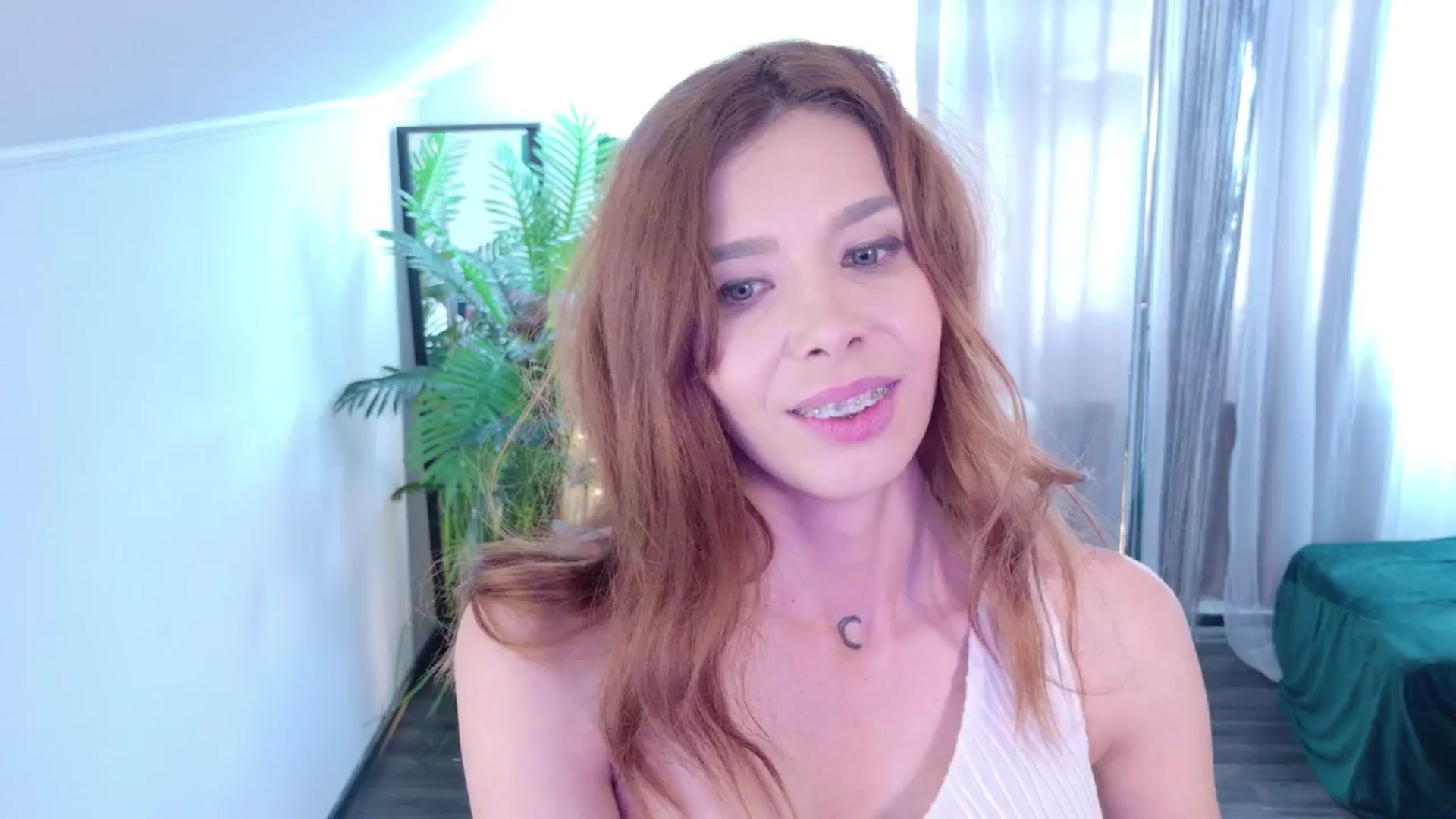 Gallery image thumbnail from MilaJoulie's myfreecams stream on, 10/28/2025, 09:31 image 7 of 20