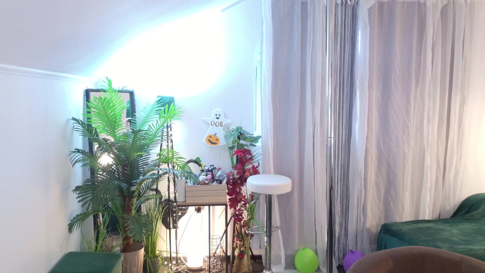 Gallery image thumbnail from MilaJoulie's myfreecams stream on, 11/08/2025, 10:18 image 9 of 20