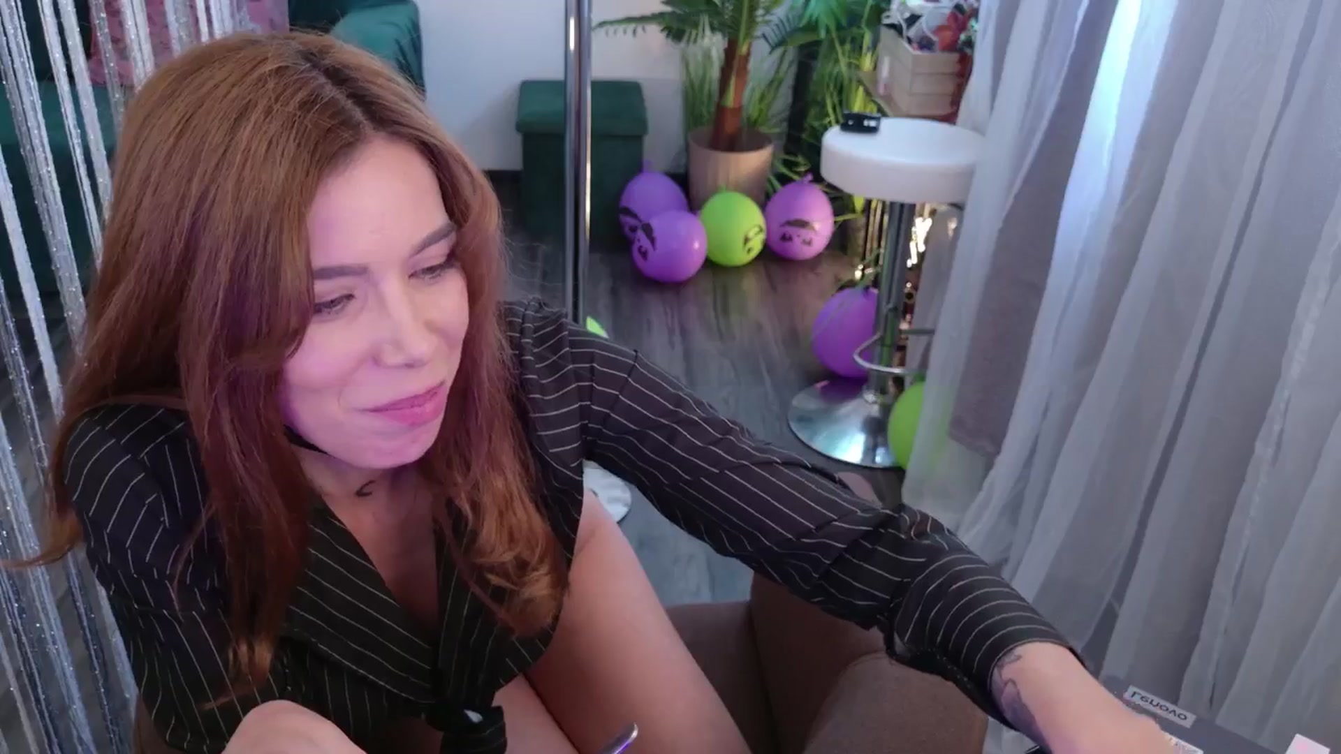 Gallery image thumbnail from MilaJoulie's myfreecams stream on, 11/11/2025, 09:11 image 15 of 20