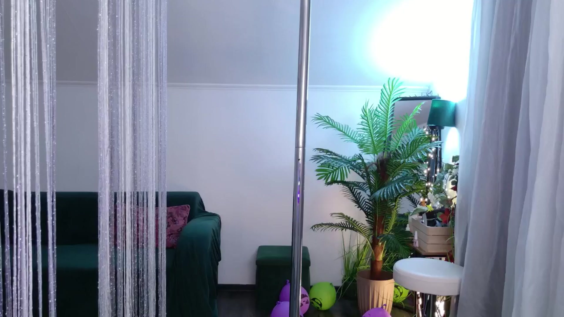 Gallery image thumbnail from MilaJoulie's myfreecams stream on, 11/16/2025, 24:08 image 3 of 20