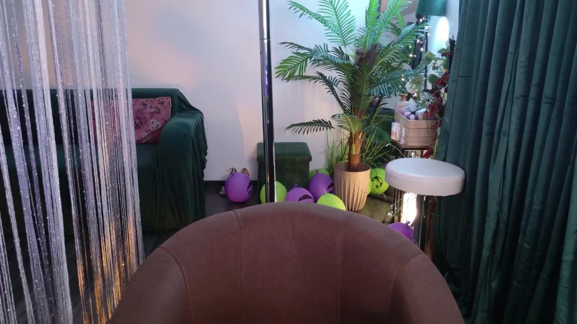 Gallery image thumbnail from MilaJoulie's myfreecams stream on, 11/19/2025, 23:49 image 4 of 20