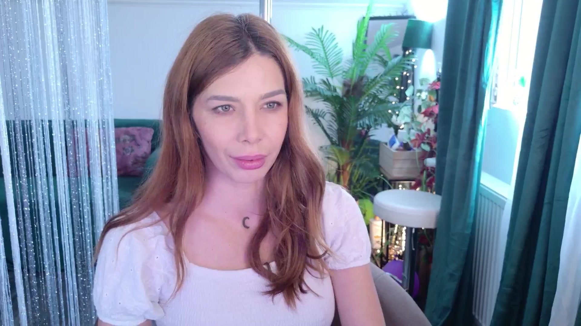 Gallery image thumbnail from MilaJoulie's myfreecams stream on, 11/21/2025, 08:51 image 5 of 20