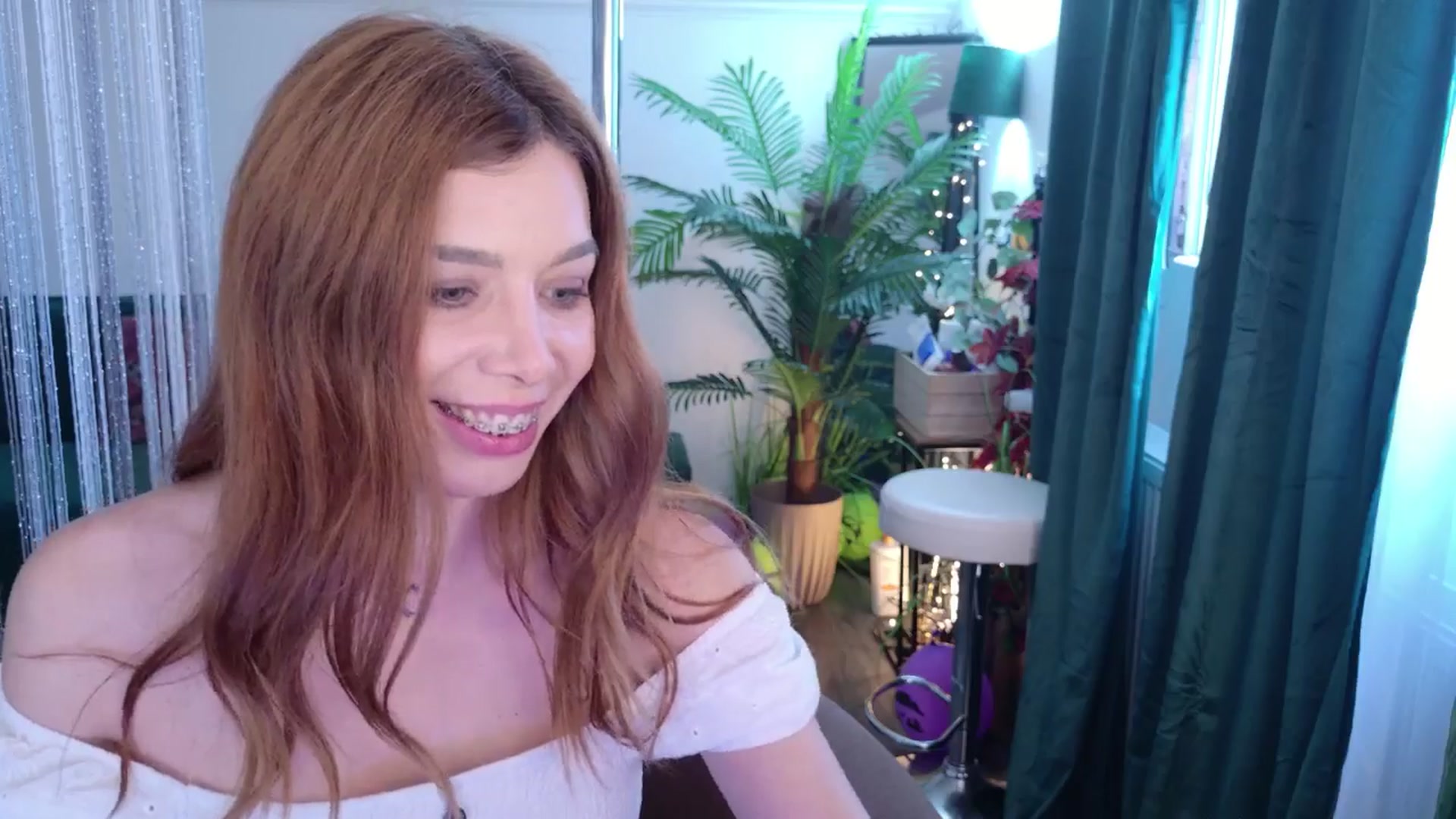 Gallery image thumbnail from MilaJoulie's myfreecams stream on, 11/21/2025, 08:51 image 19 of 20