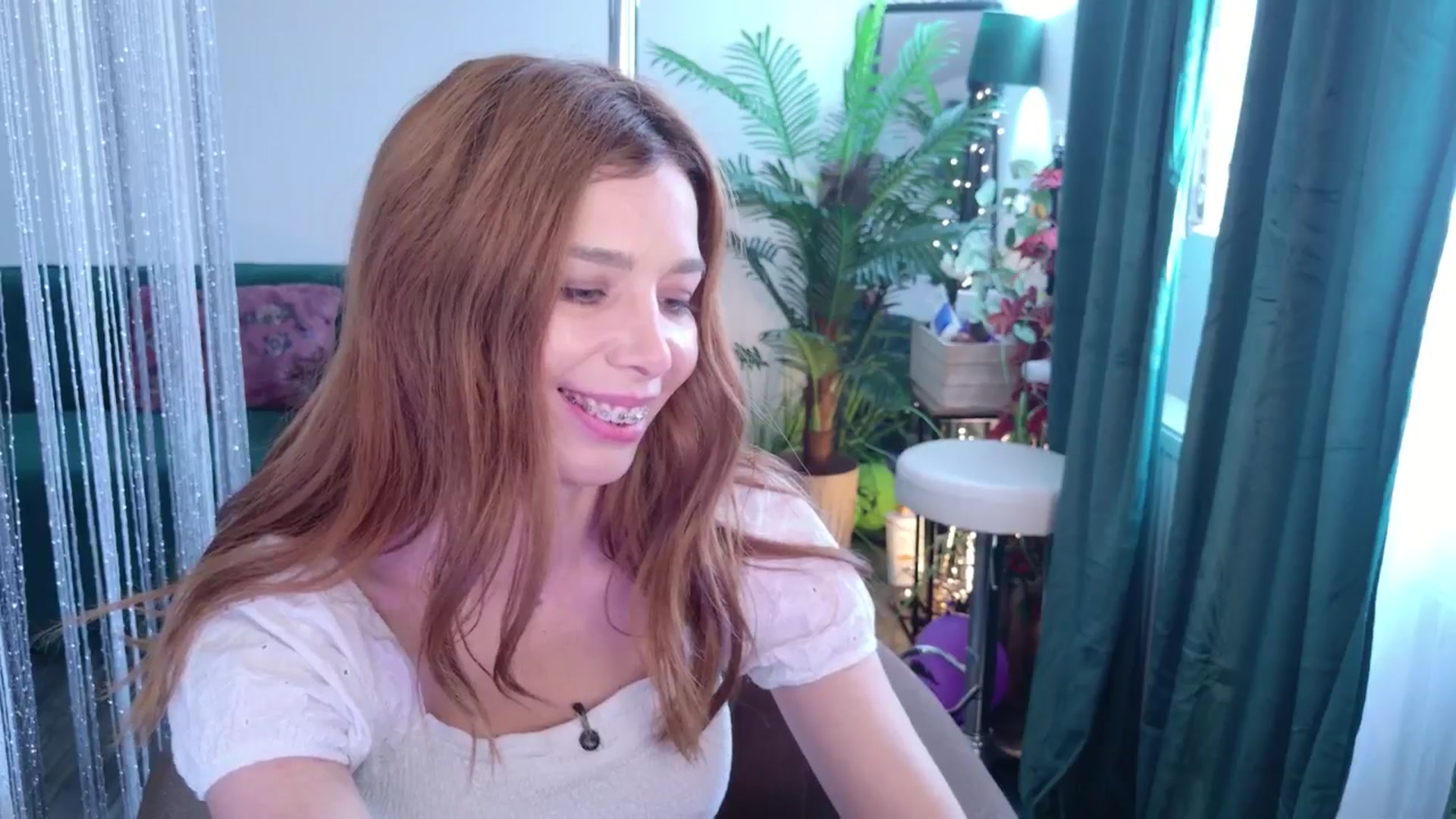 Gallery image thumbnail from MilaJoulie's myfreecams stream on, 11/21/2025, 09:57 image 11 of 20