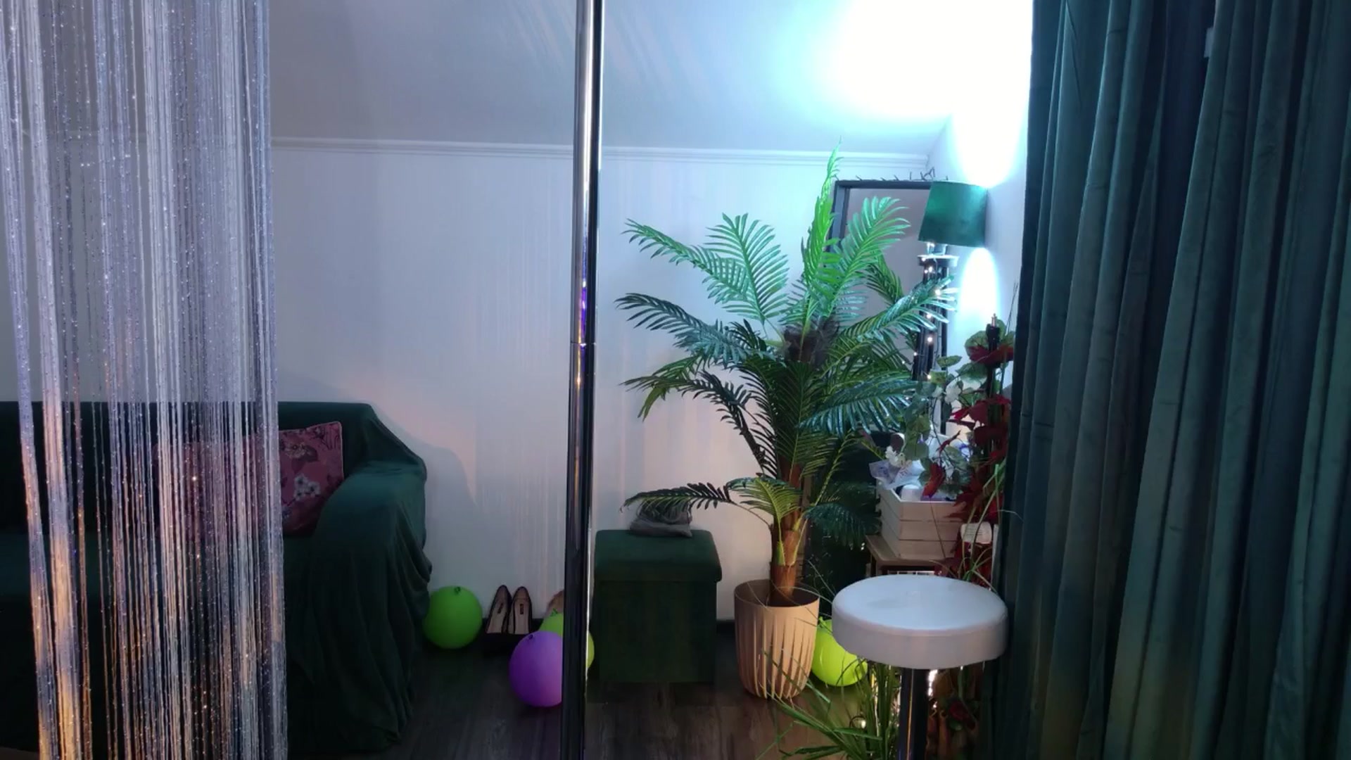 Gallery image thumbnail from MilaJoulie's myfreecams stream on, 11/26/2025, 24:06 image 5 of 20
