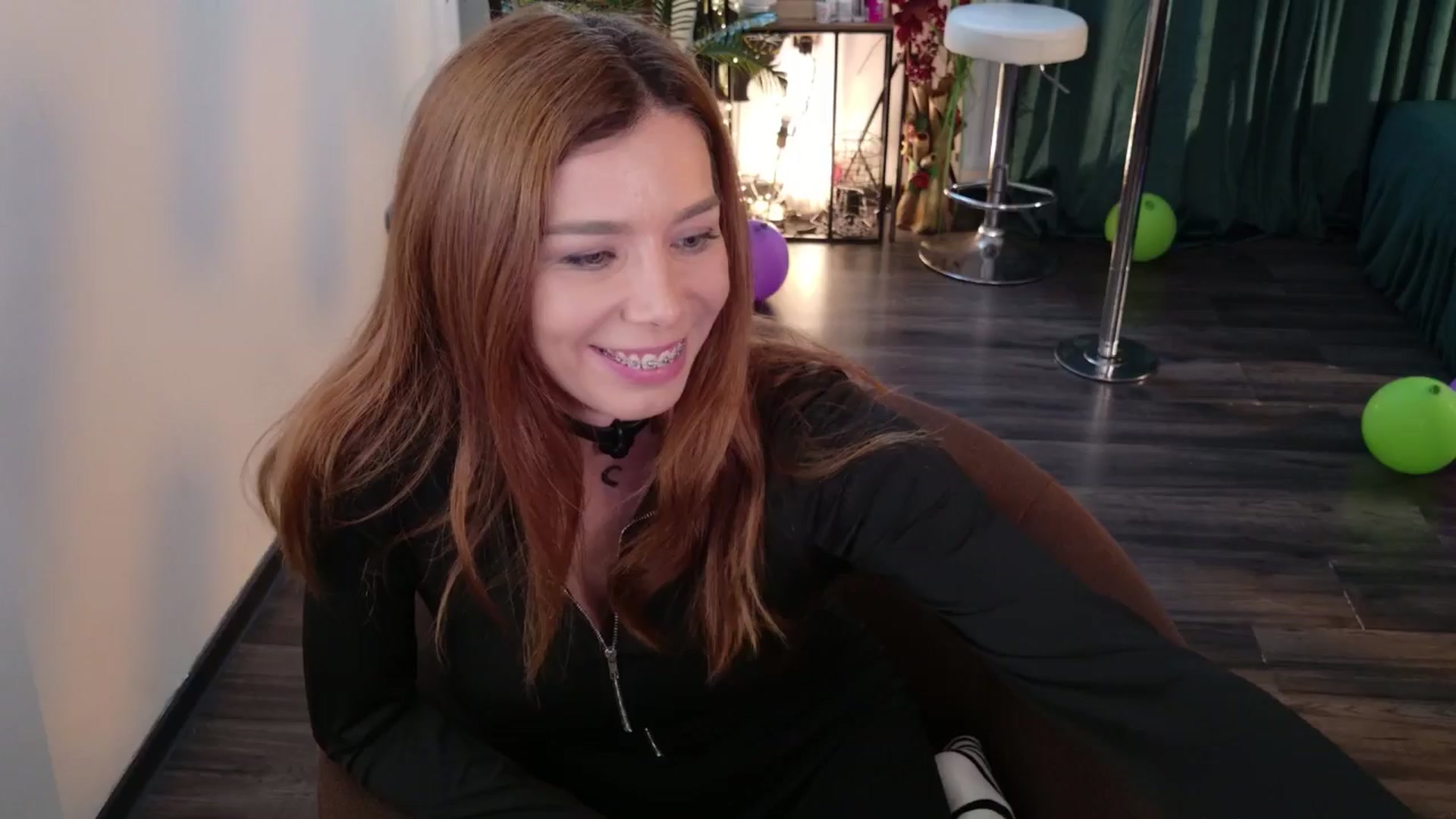 Gallery image thumbnail from MilaJoulie's myfreecams stream on, 12/04/2025, 06:41 image 1 of 20