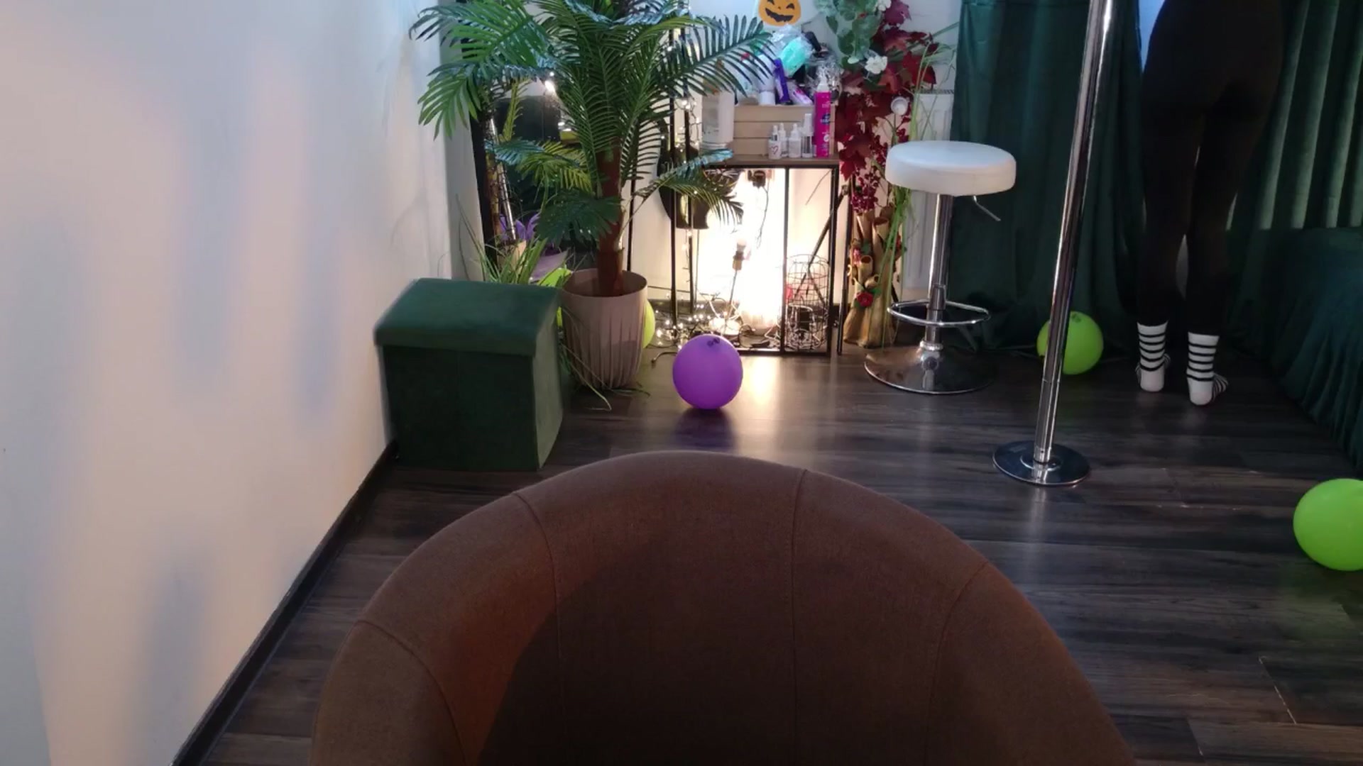 Gallery image thumbnail from MilaJoulie's myfreecams stream on, 12/04/2025, 06:41 image 10 of 20