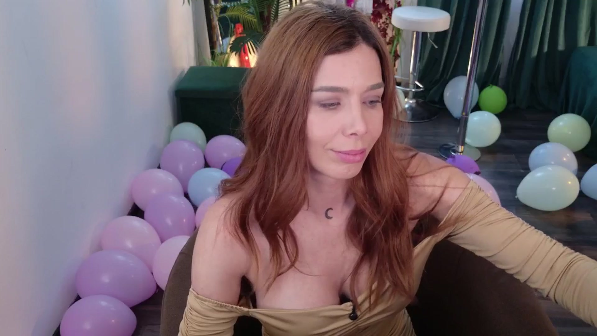 Gallery image thumbnail from MilaJoulie's myfreecams stream on, 12/08/2025, 09:34 image 14 of 20