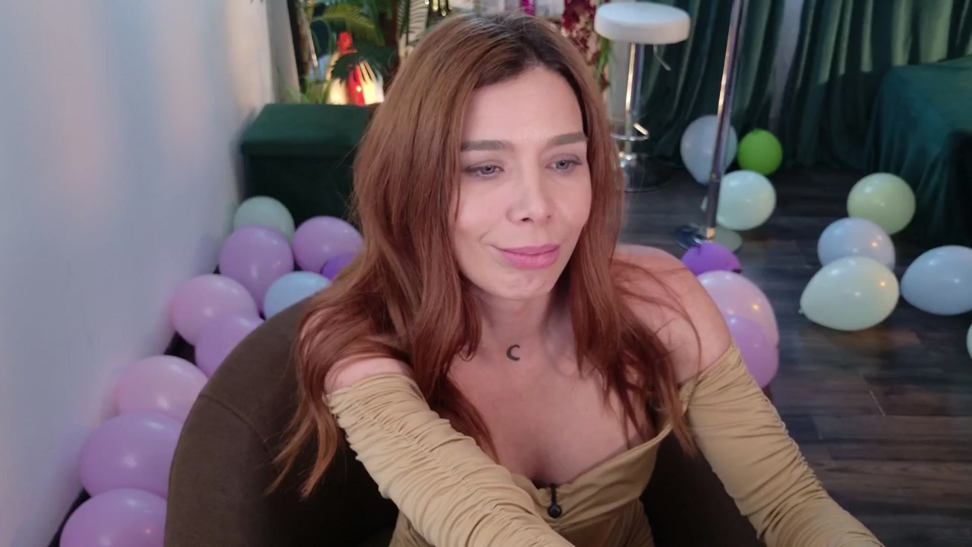 Gallery image thumbnail from MilaJoulie's myfreecams stream on, 12/08/2025, 09:34 image 18 of 20