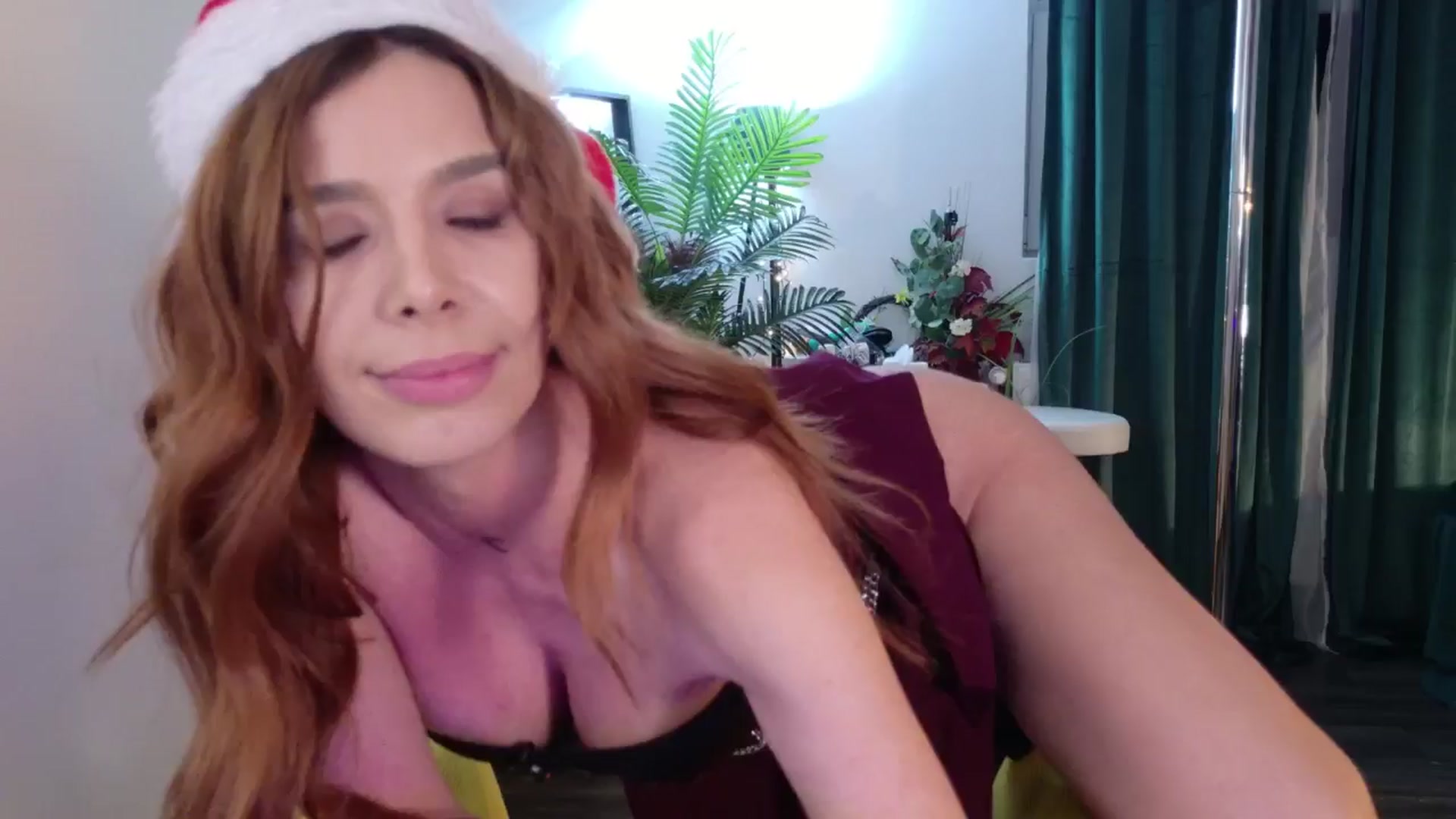 Gallery image thumbnail from MilaJoulie's myfreecams stream on, 12/23/2025, 23:08 image 11 of 20