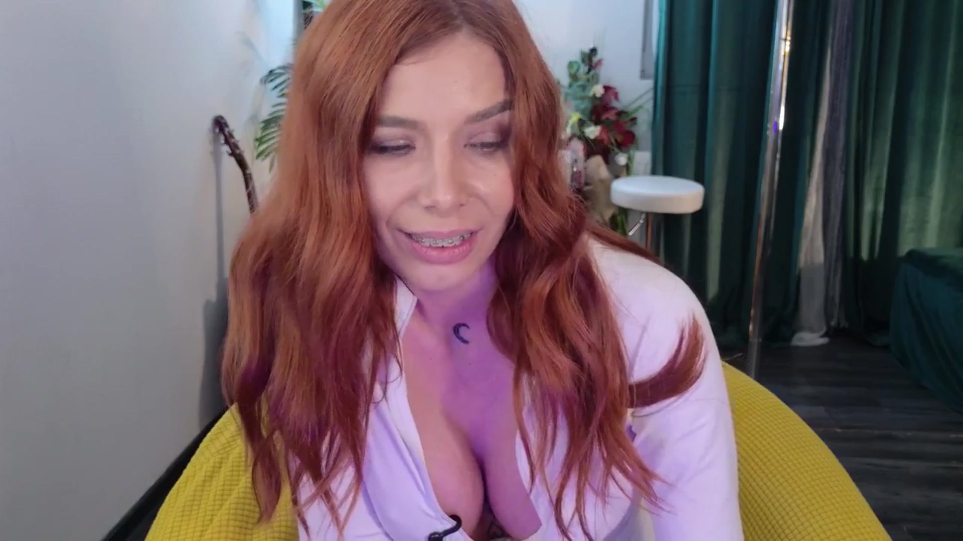 Gallery image thumbnail from MilaJoulie's myfreecams stream on, 01/12/2026, 02:50 image 9 of 20
